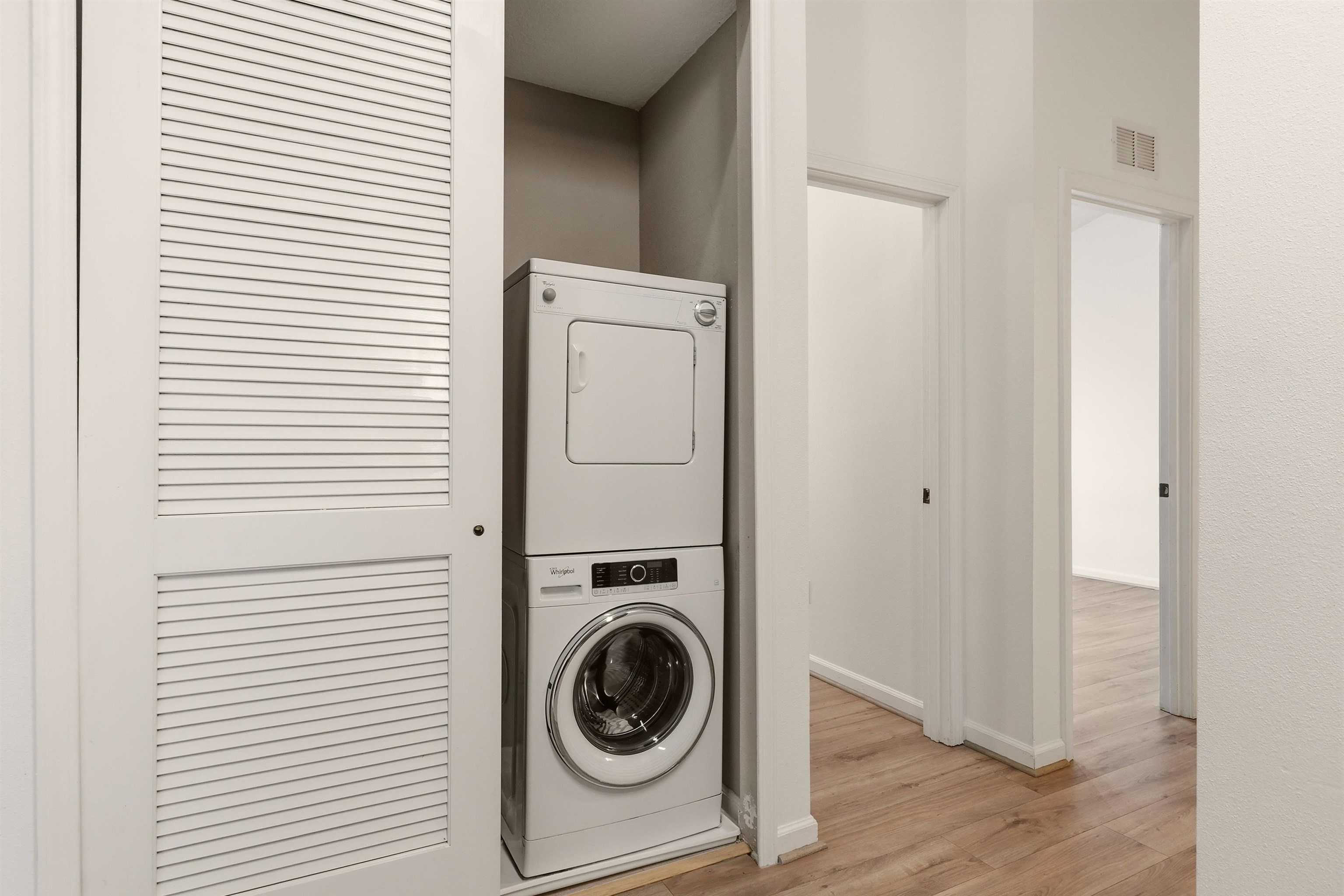 2200 Marsh Hawk Lane Unit: 214
