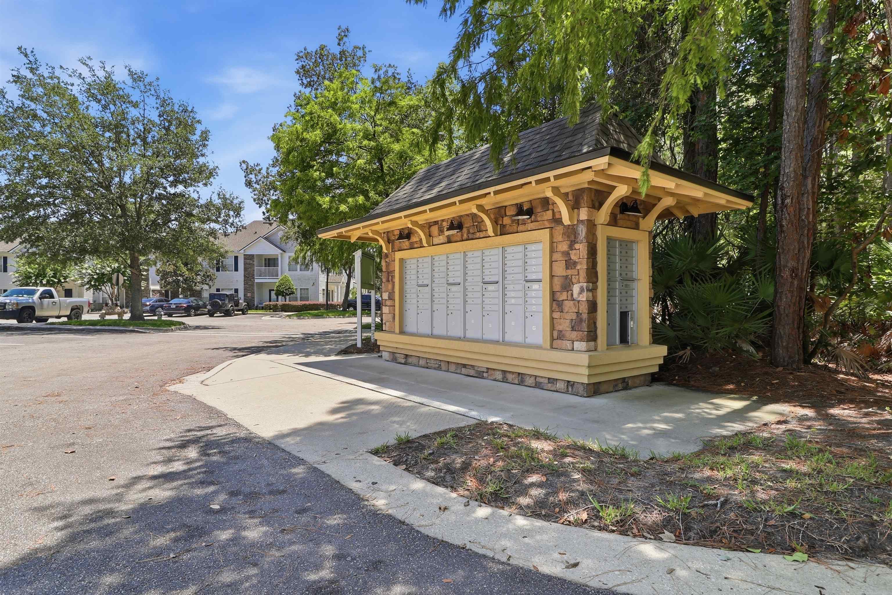 2200 Marsh Hawk Lane Unit: 214