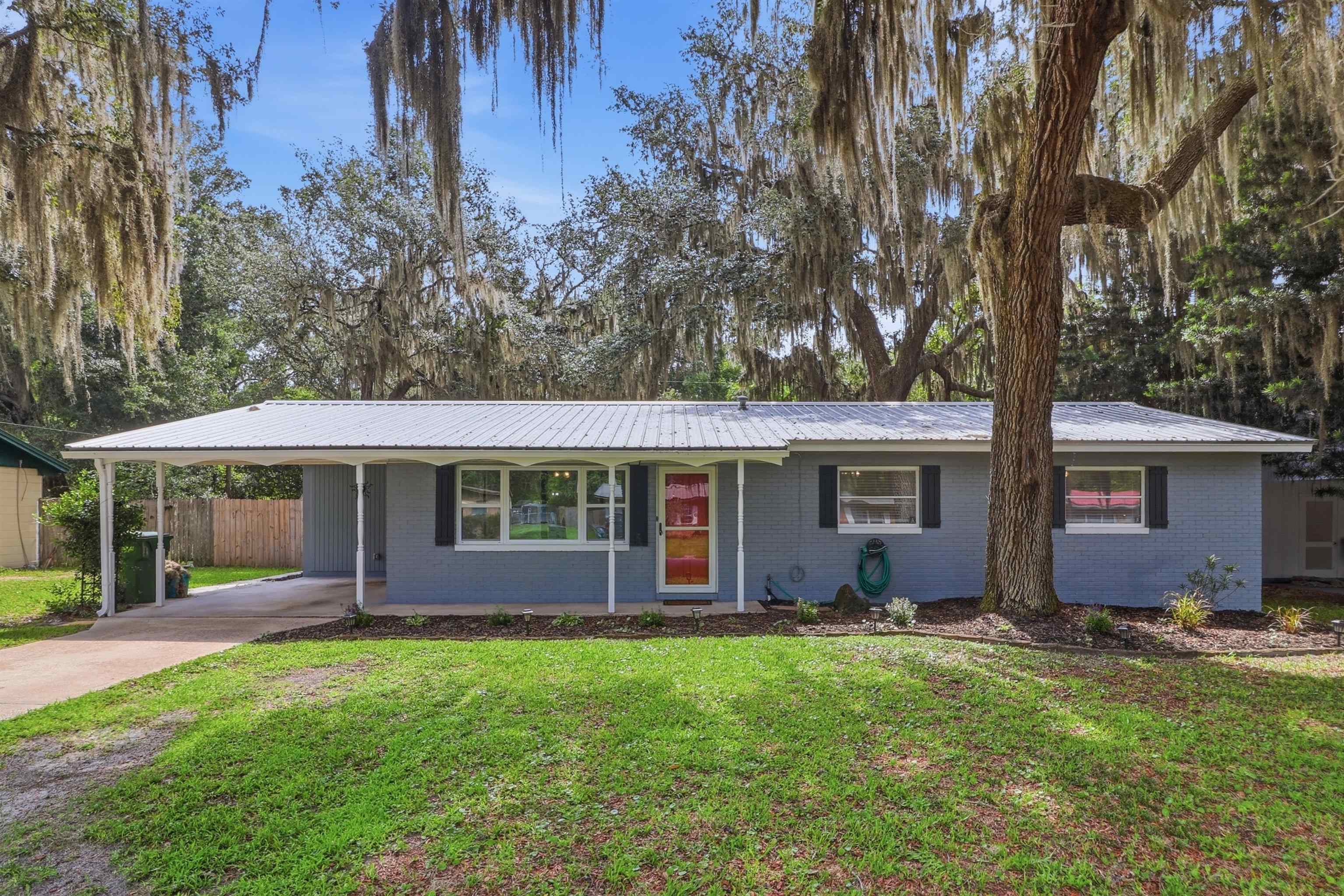 135 Crestwood Ave