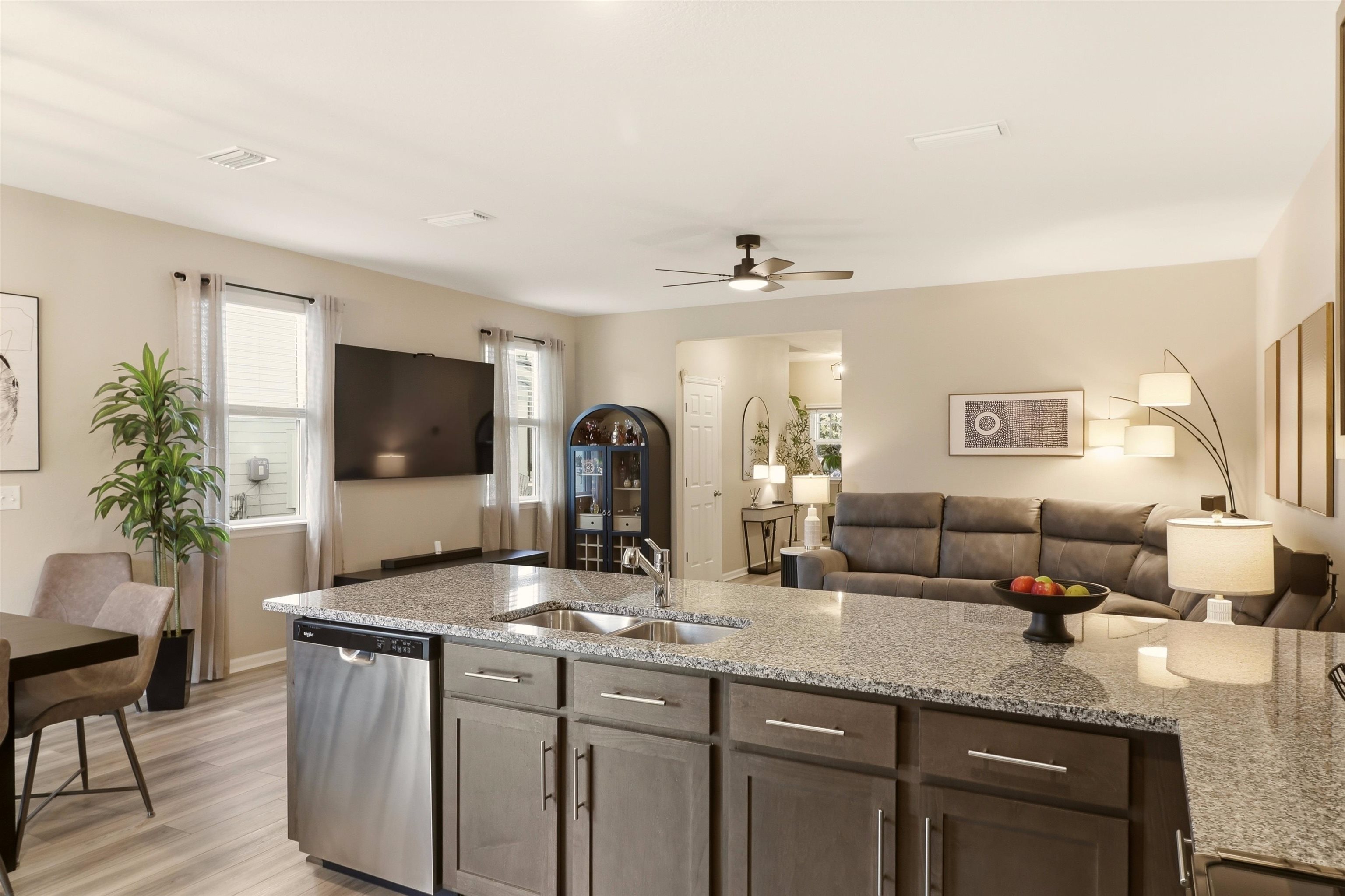 204 Beach Palm Ct