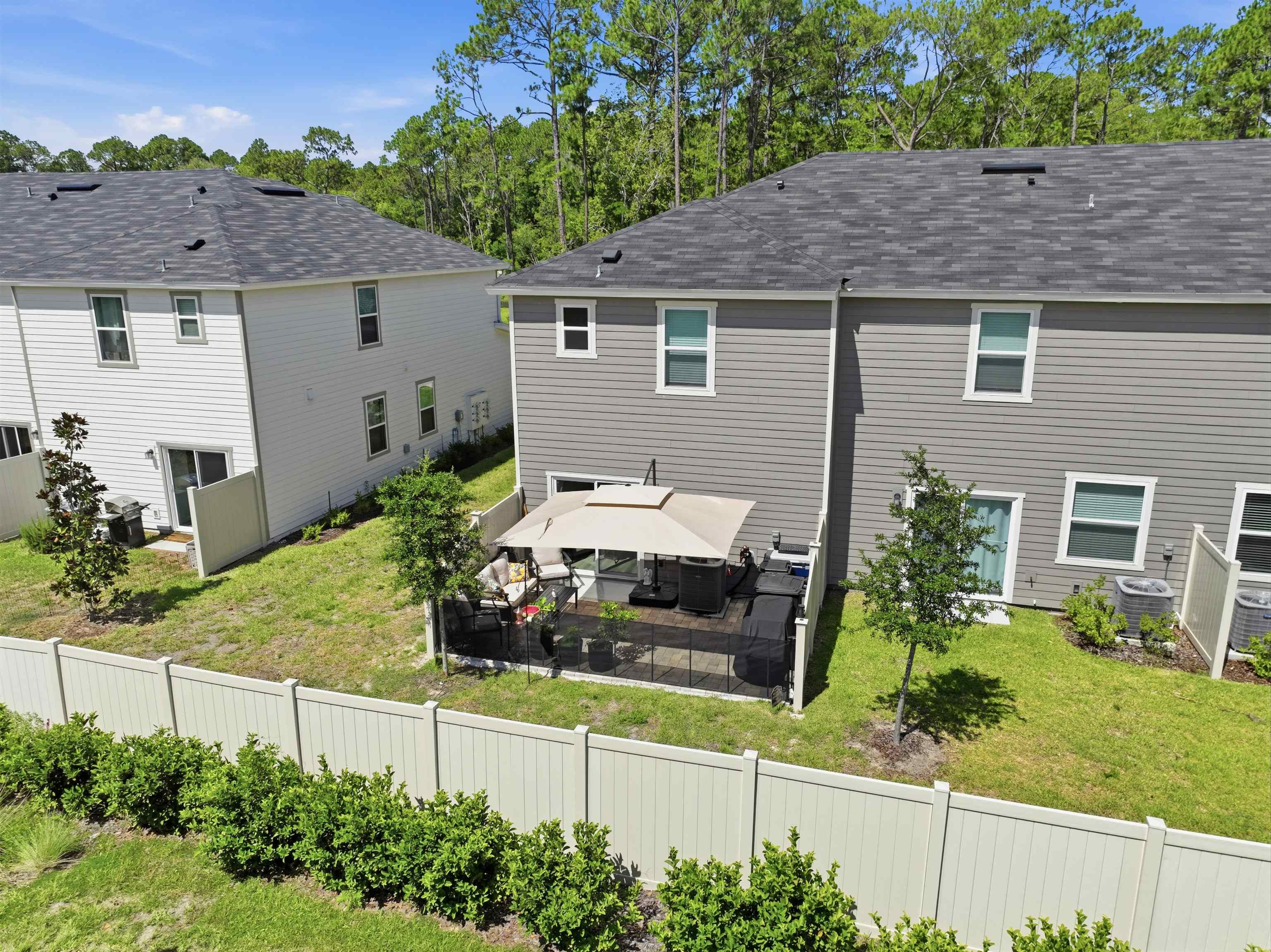 204 Beach Palm Ct