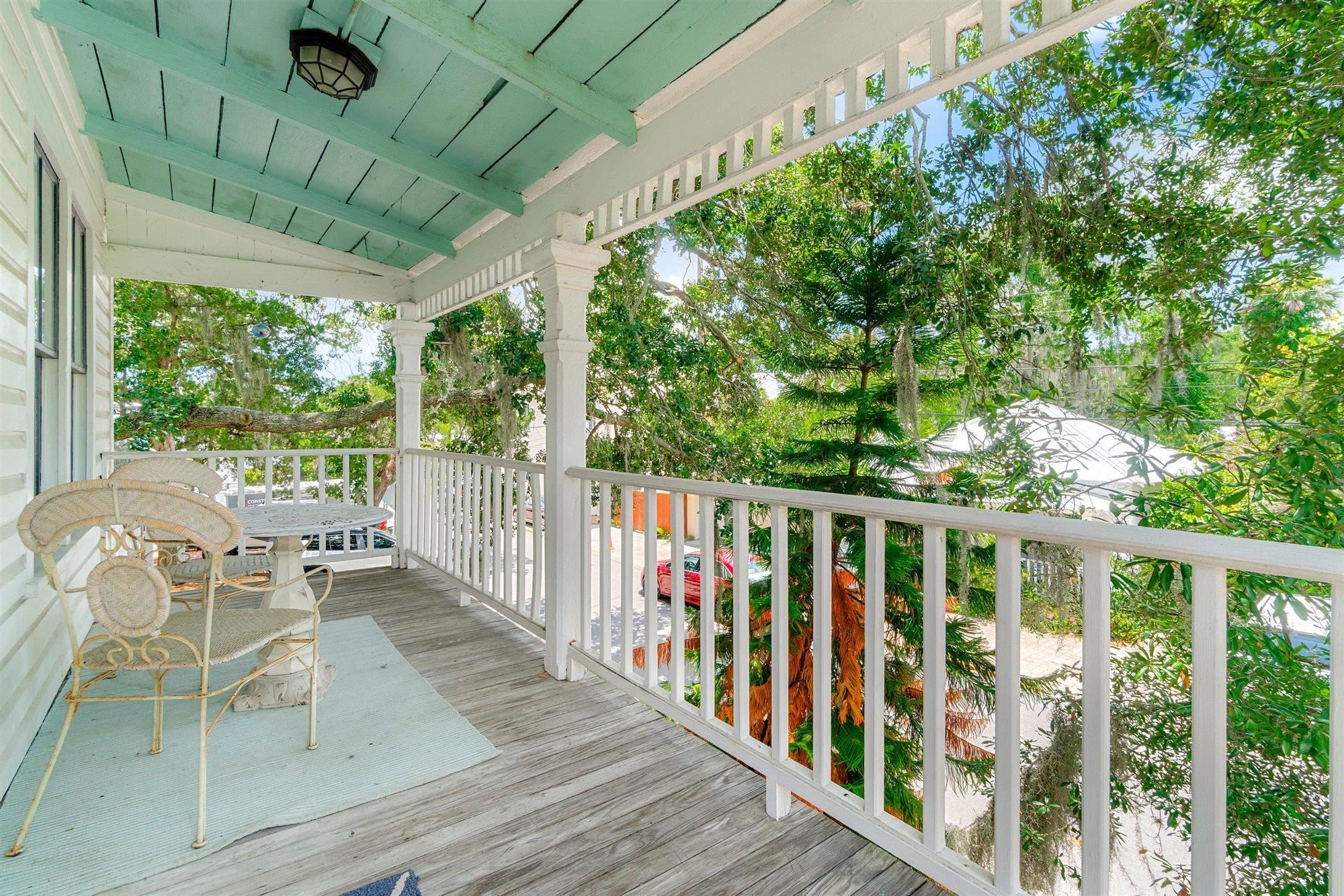 18 Locust St