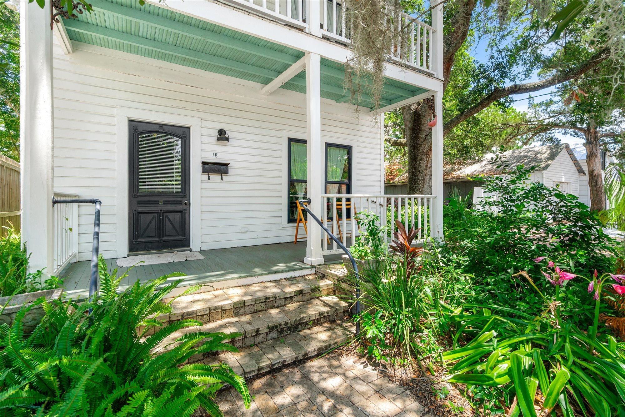 18 Locust St
