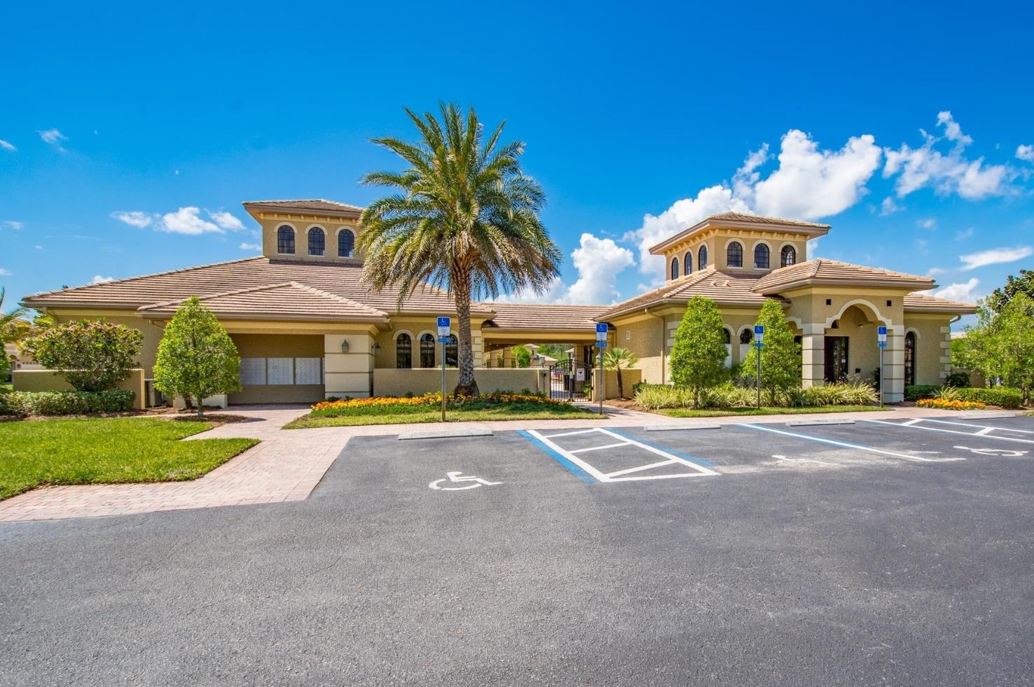 4644 Tuscan Wood Ct