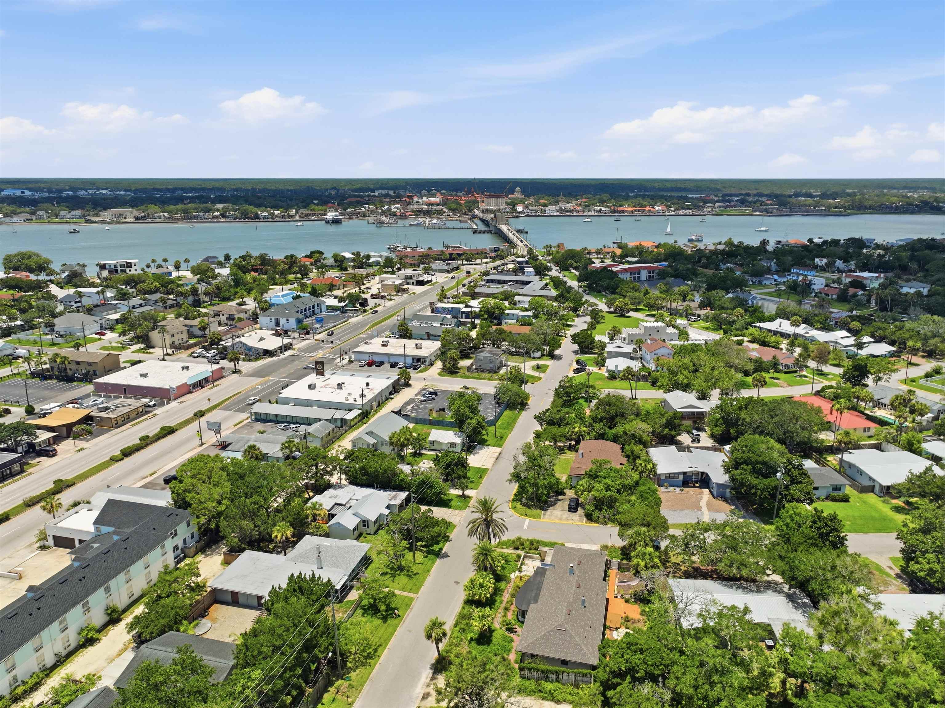 211 Flagler Blvd