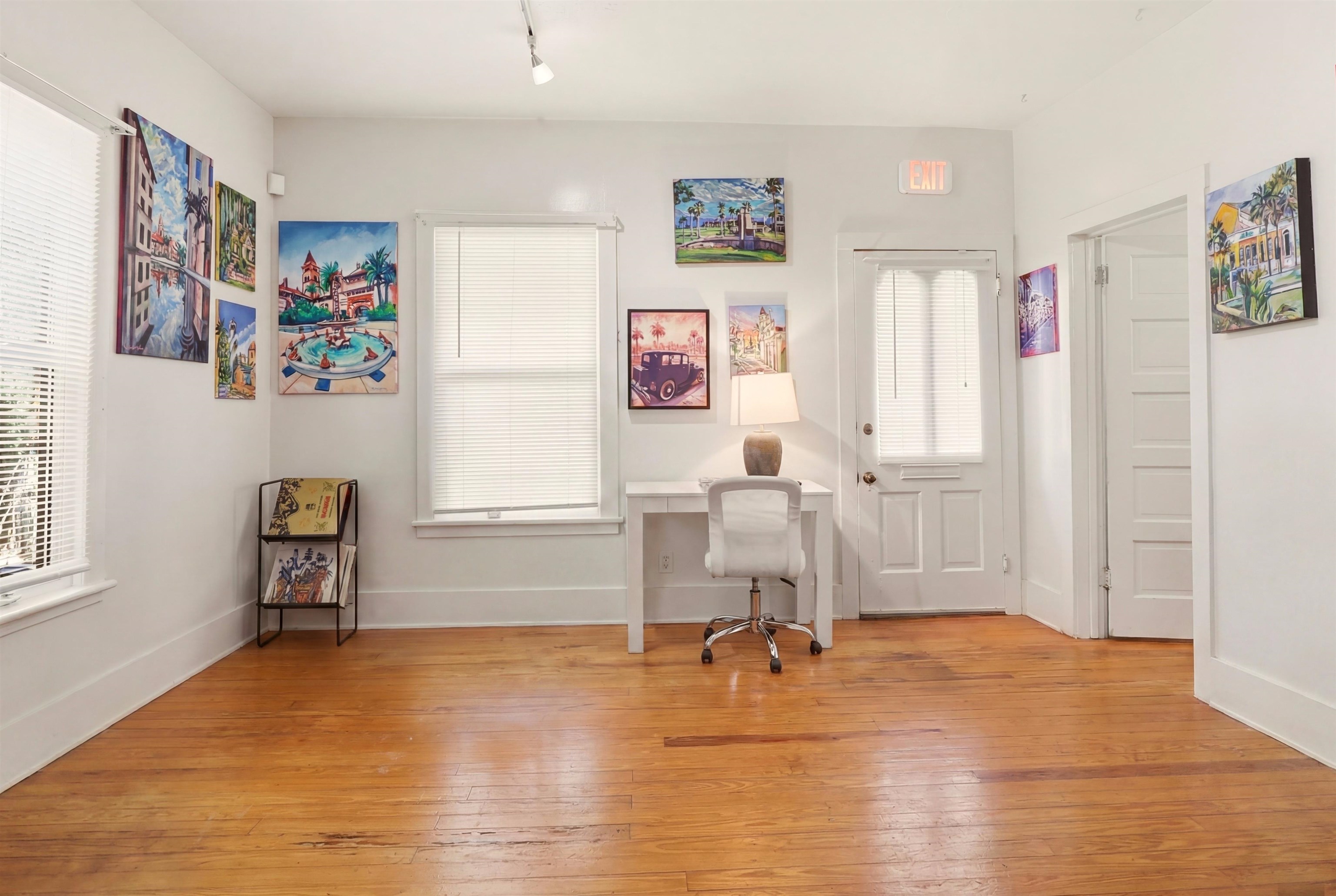23 Sanchez Ave
