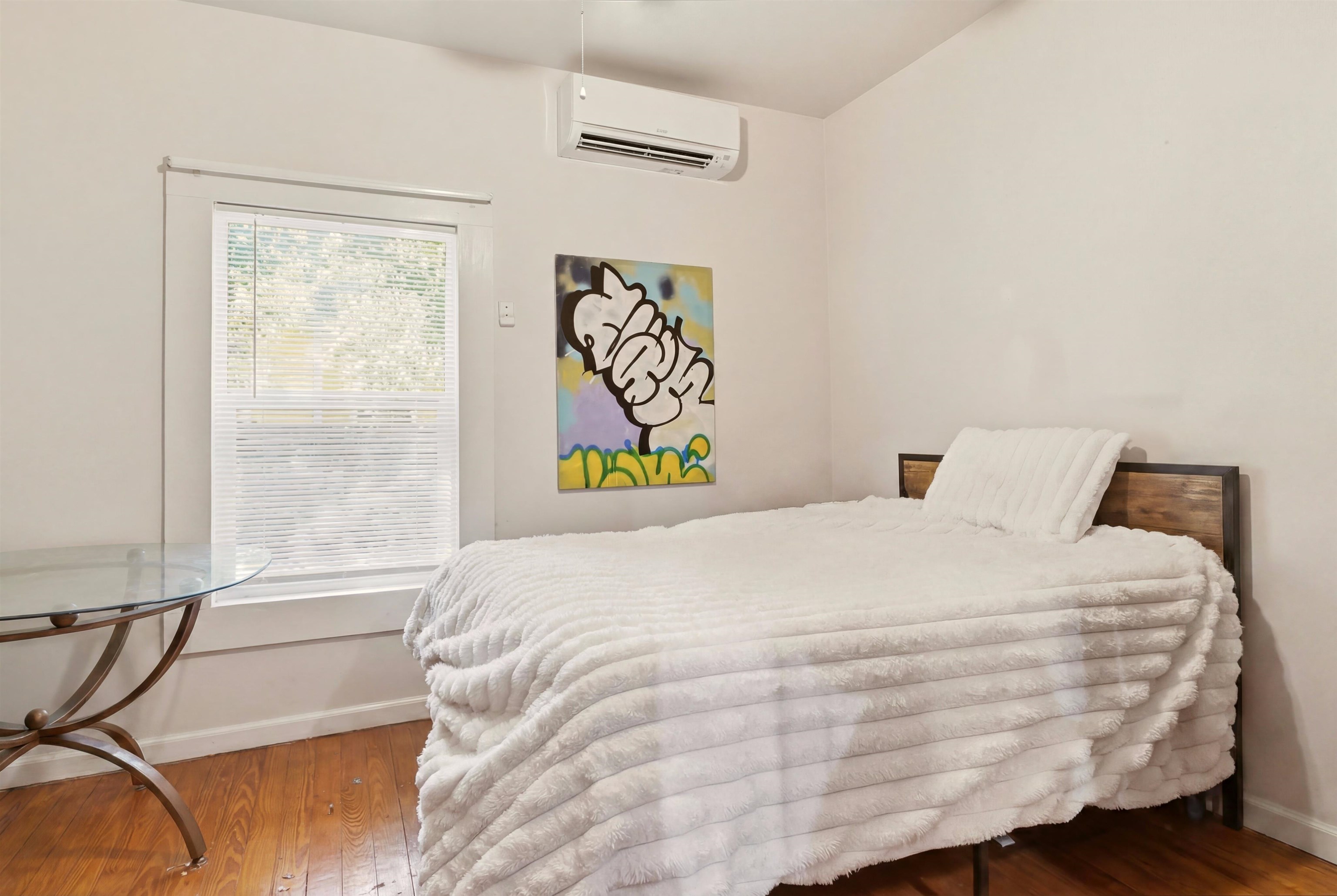 23 Sanchez Ave