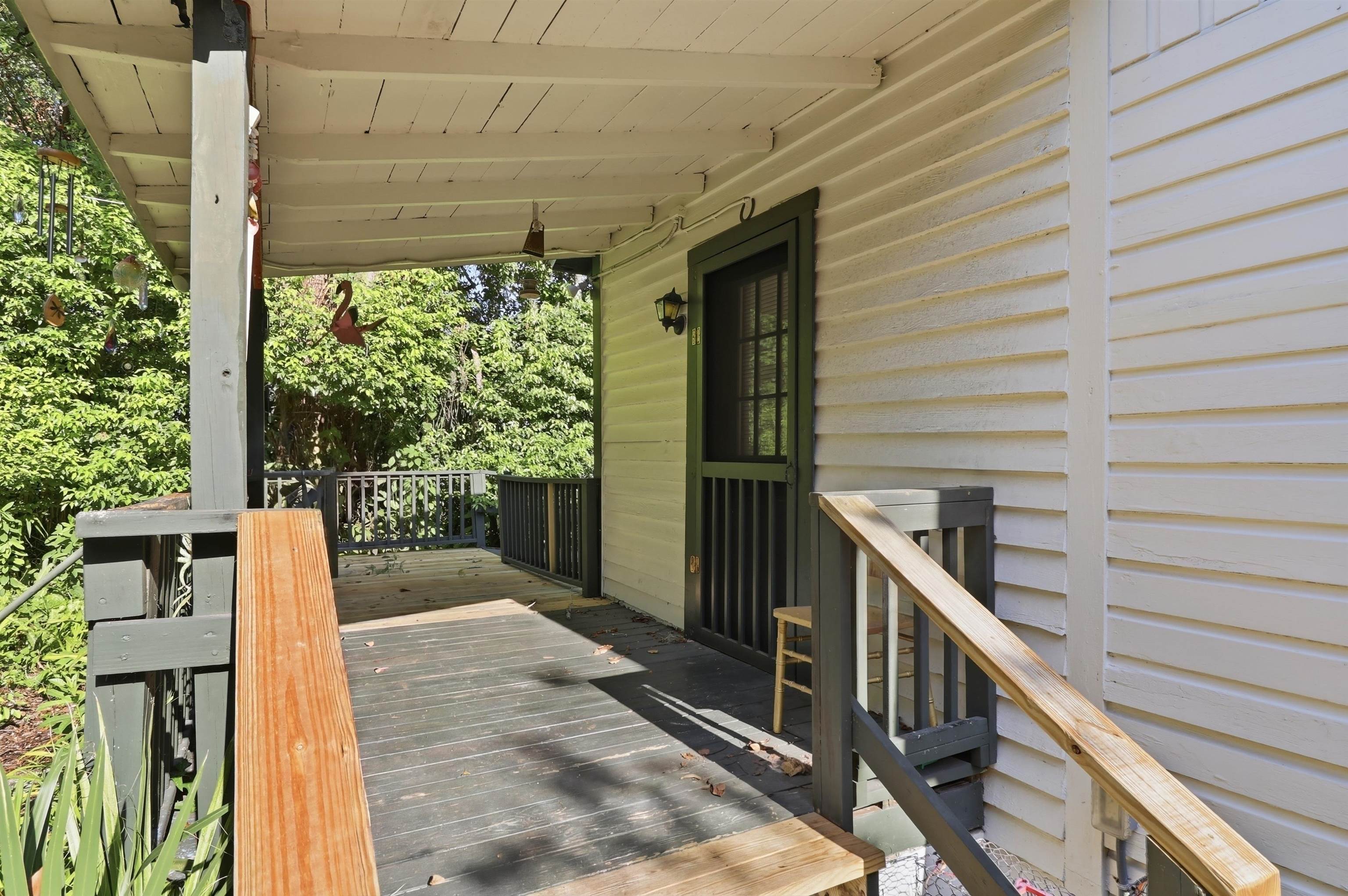 23 Sanchez Ave