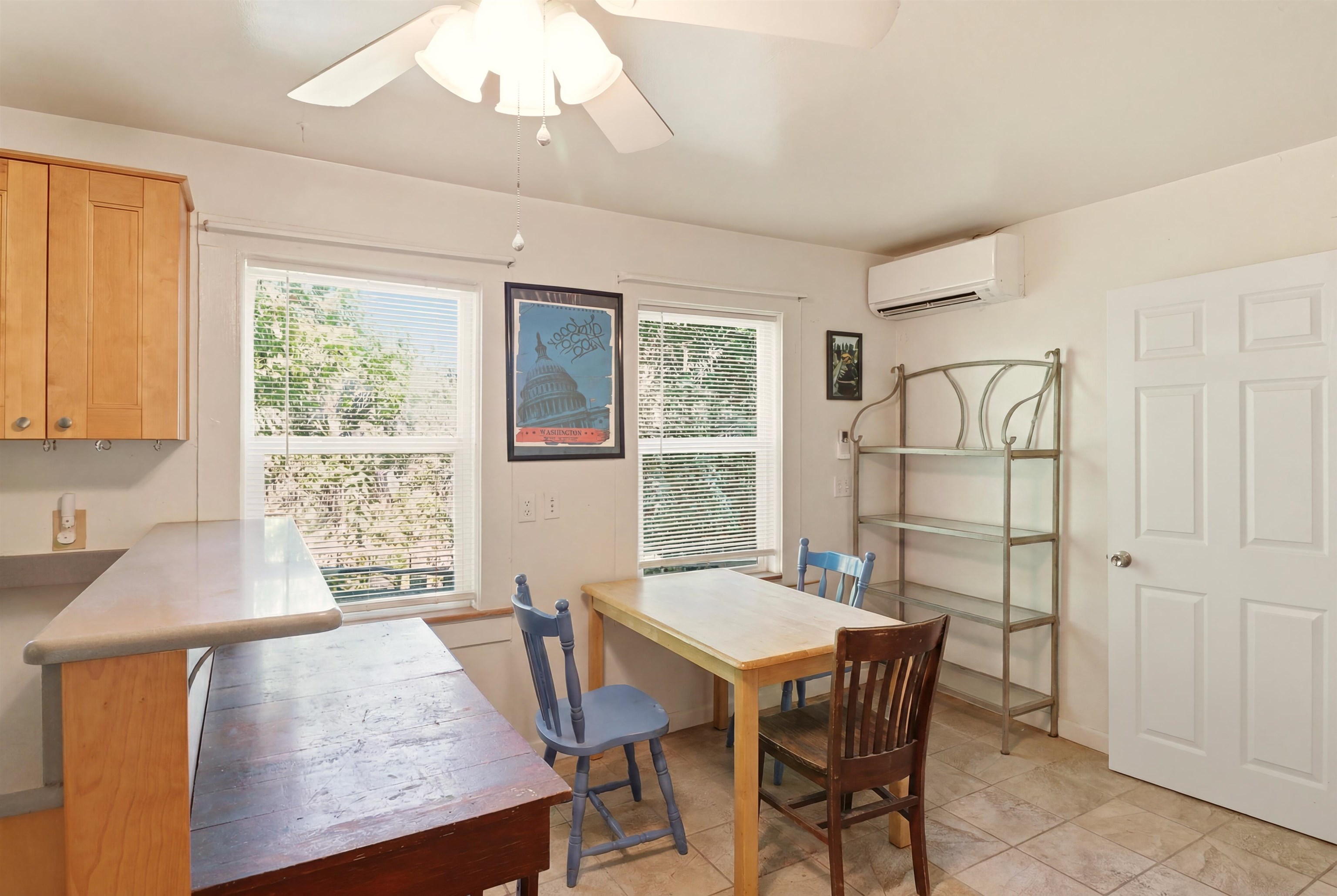 23 Sanchez Ave