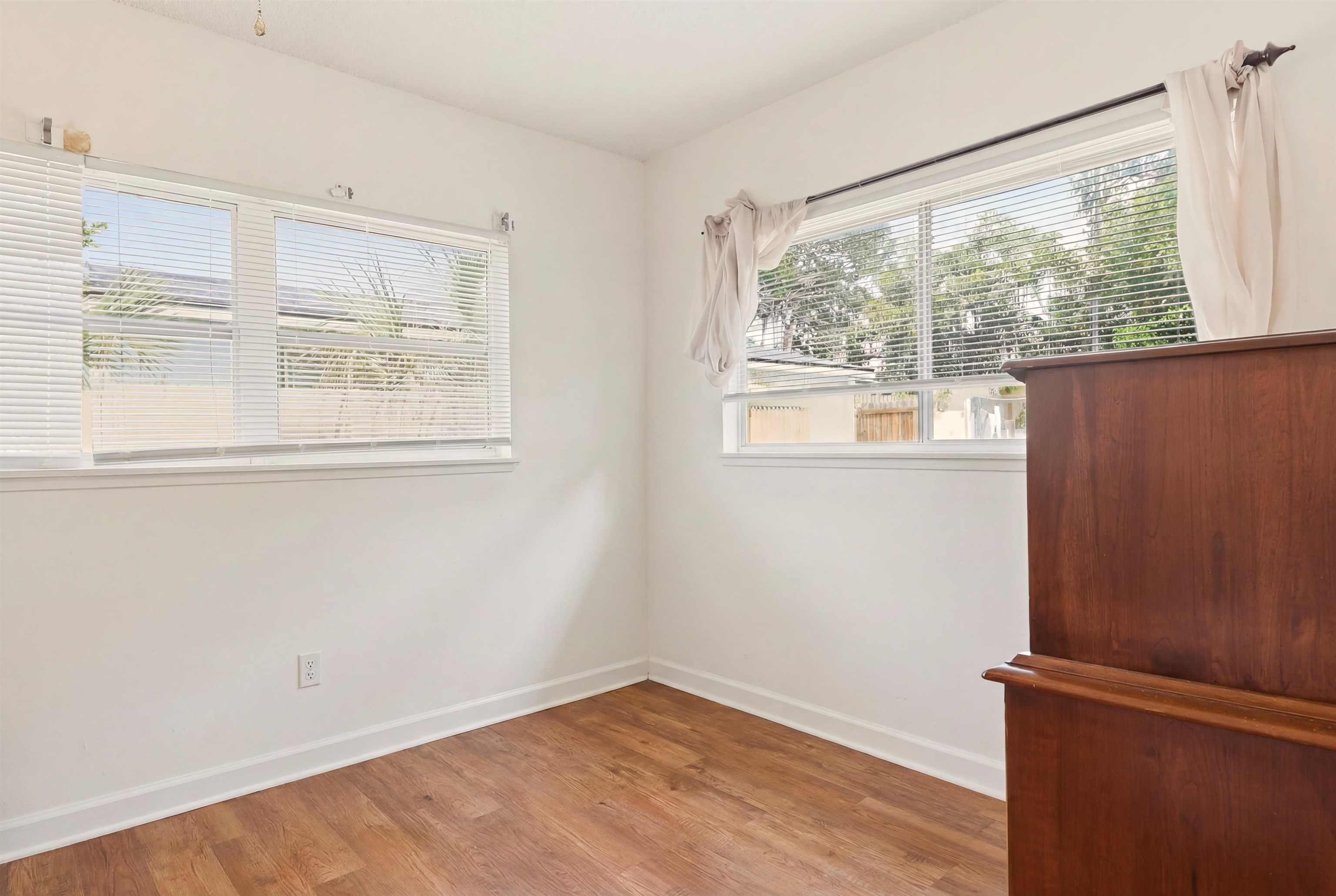 1811 Kate St