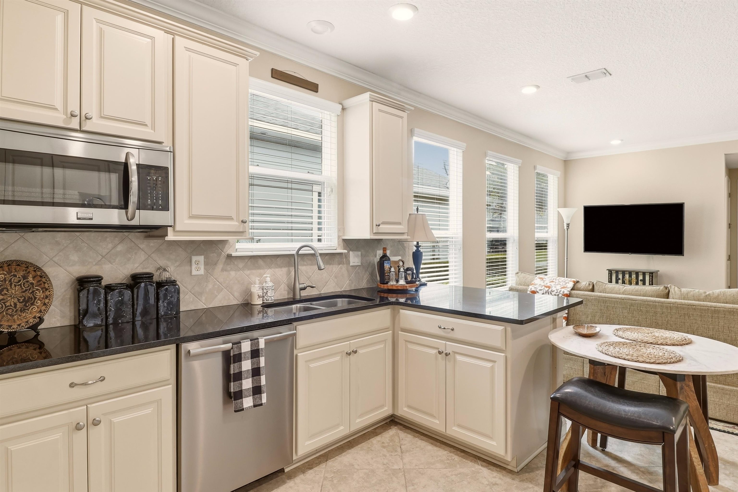 471 Saint Kitts Loop