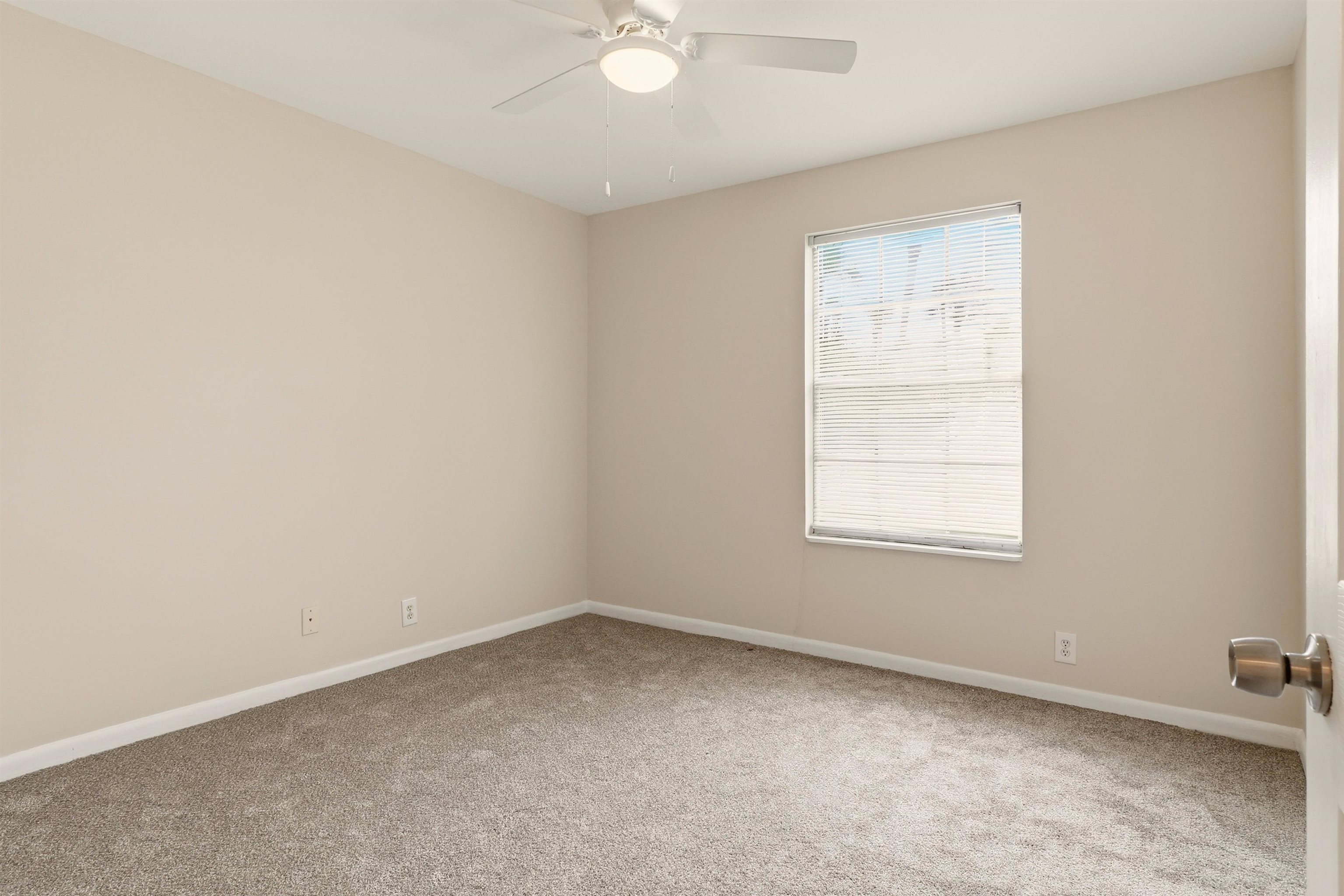 22 Comares Ave Unit: 5A