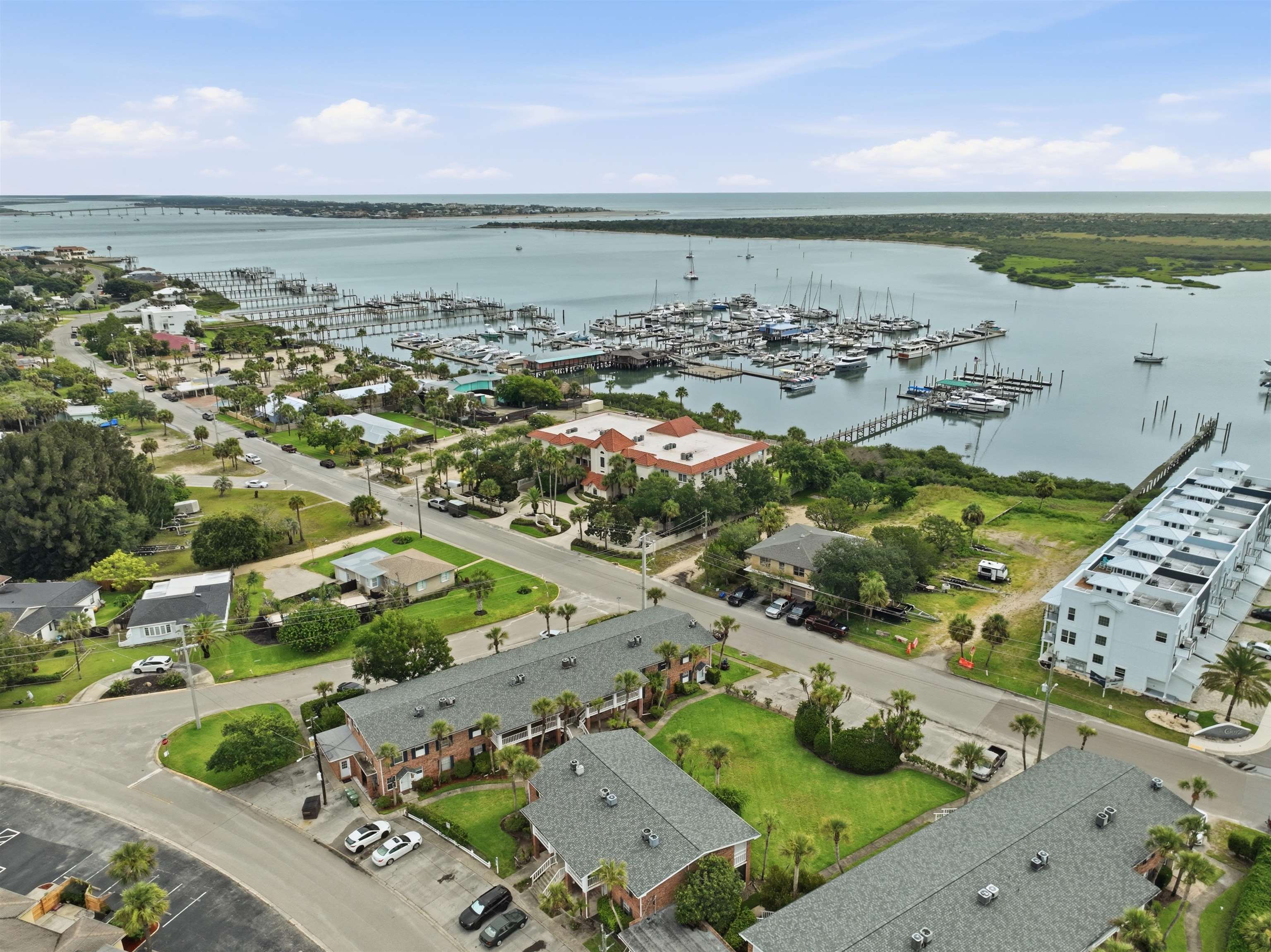 22 Comares Ave Unit: 5A