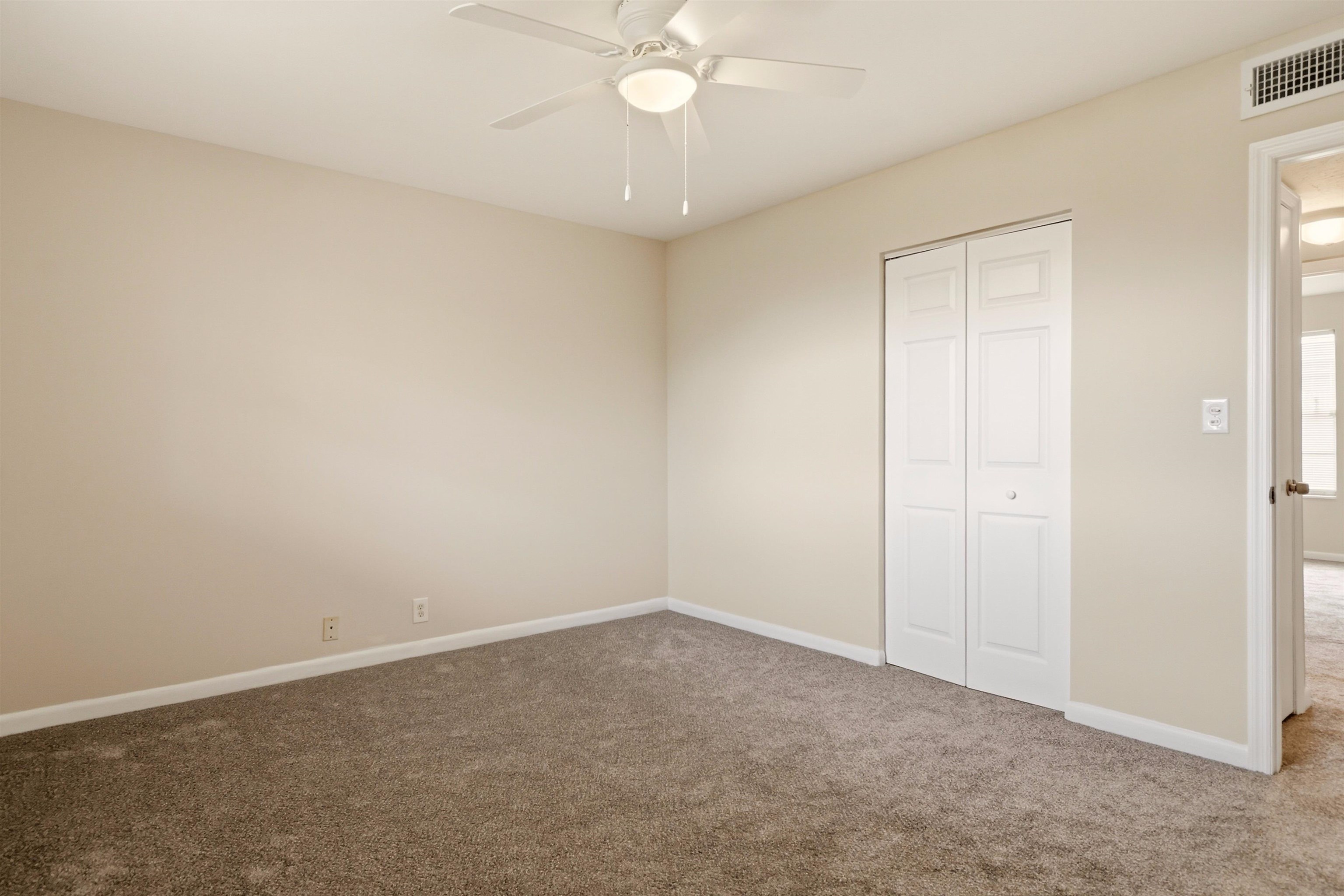 22 Comares Ave Unit: 5A