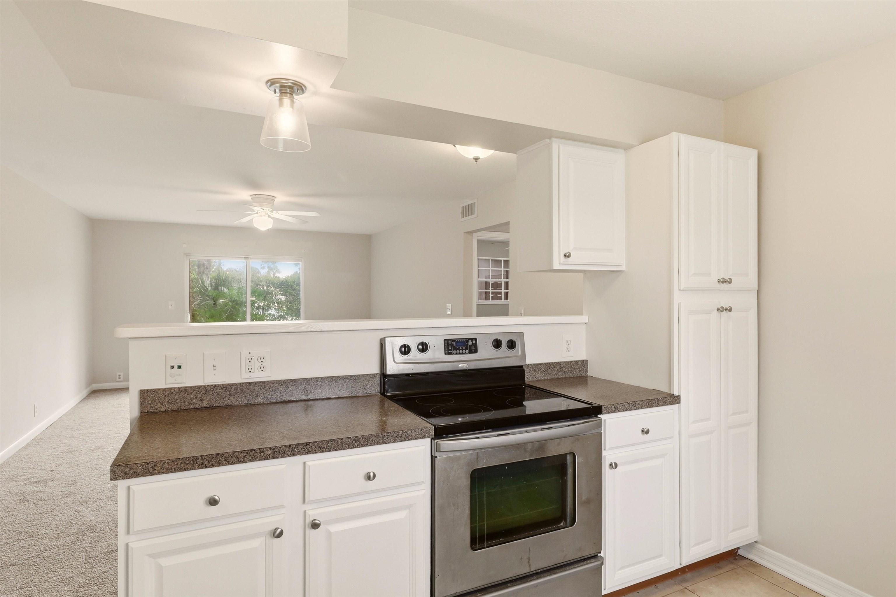 22 Comares Ave Unit: 5A