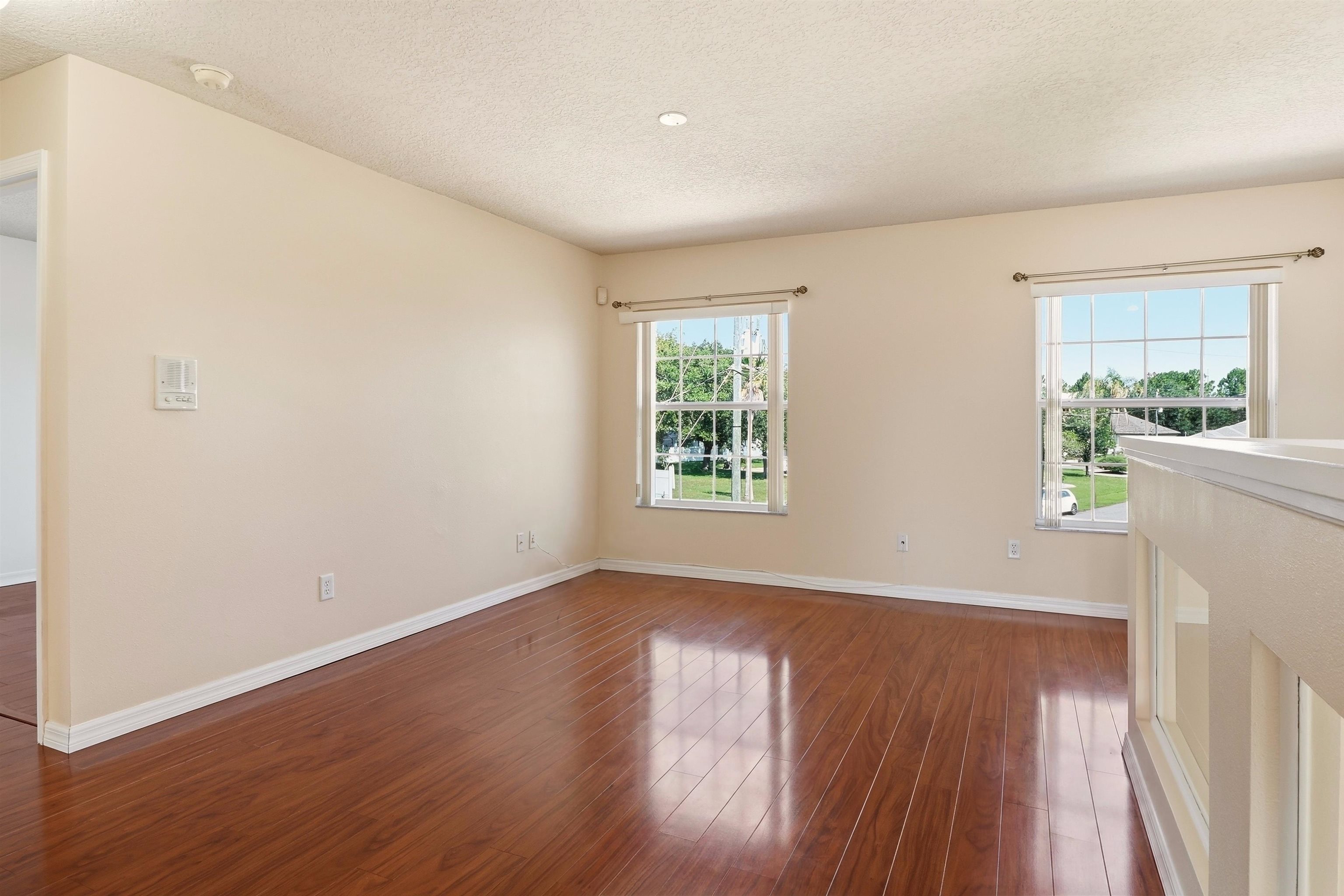 7 Flint Place