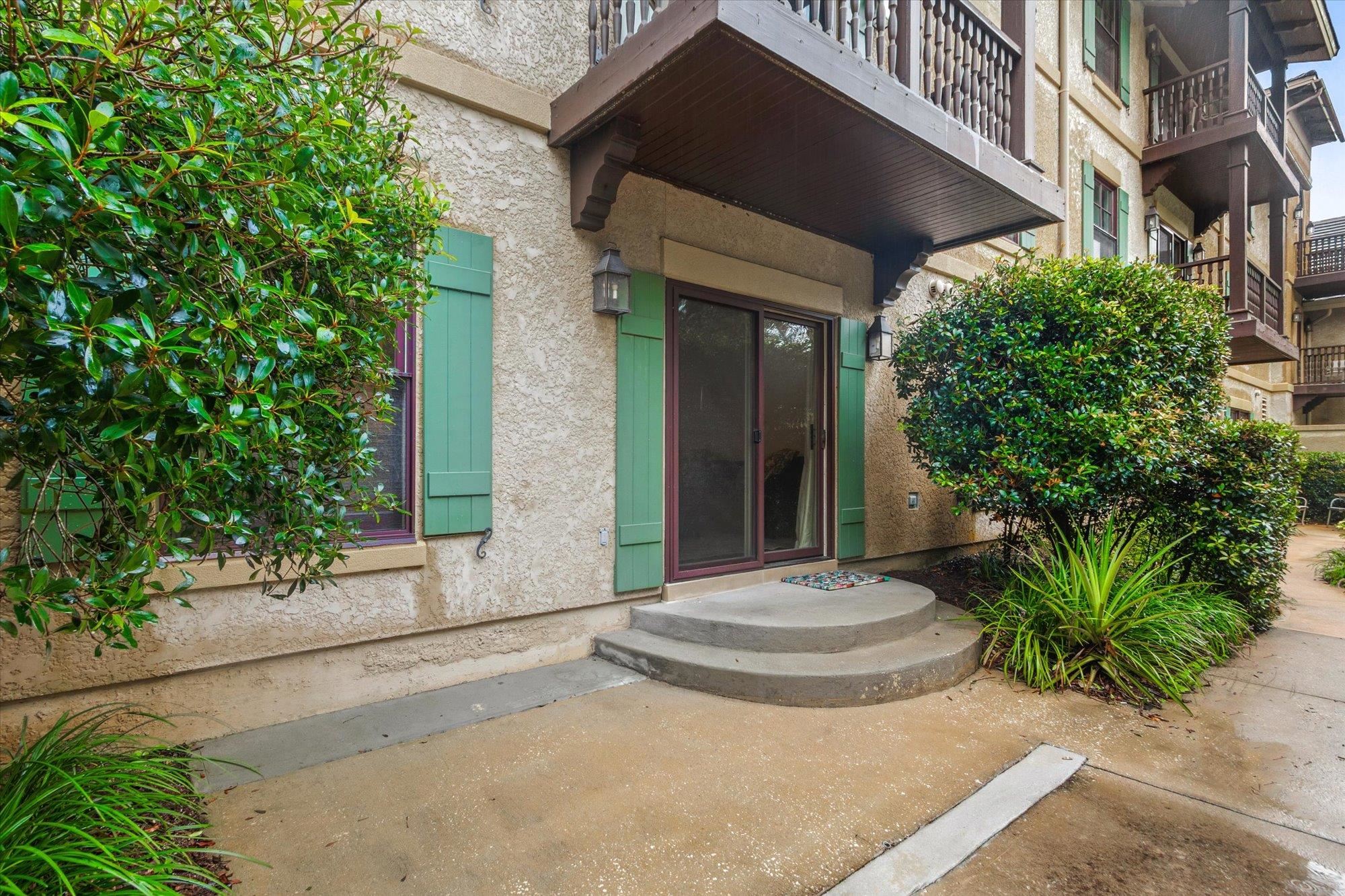 955 Registry Blvd Unit: 105