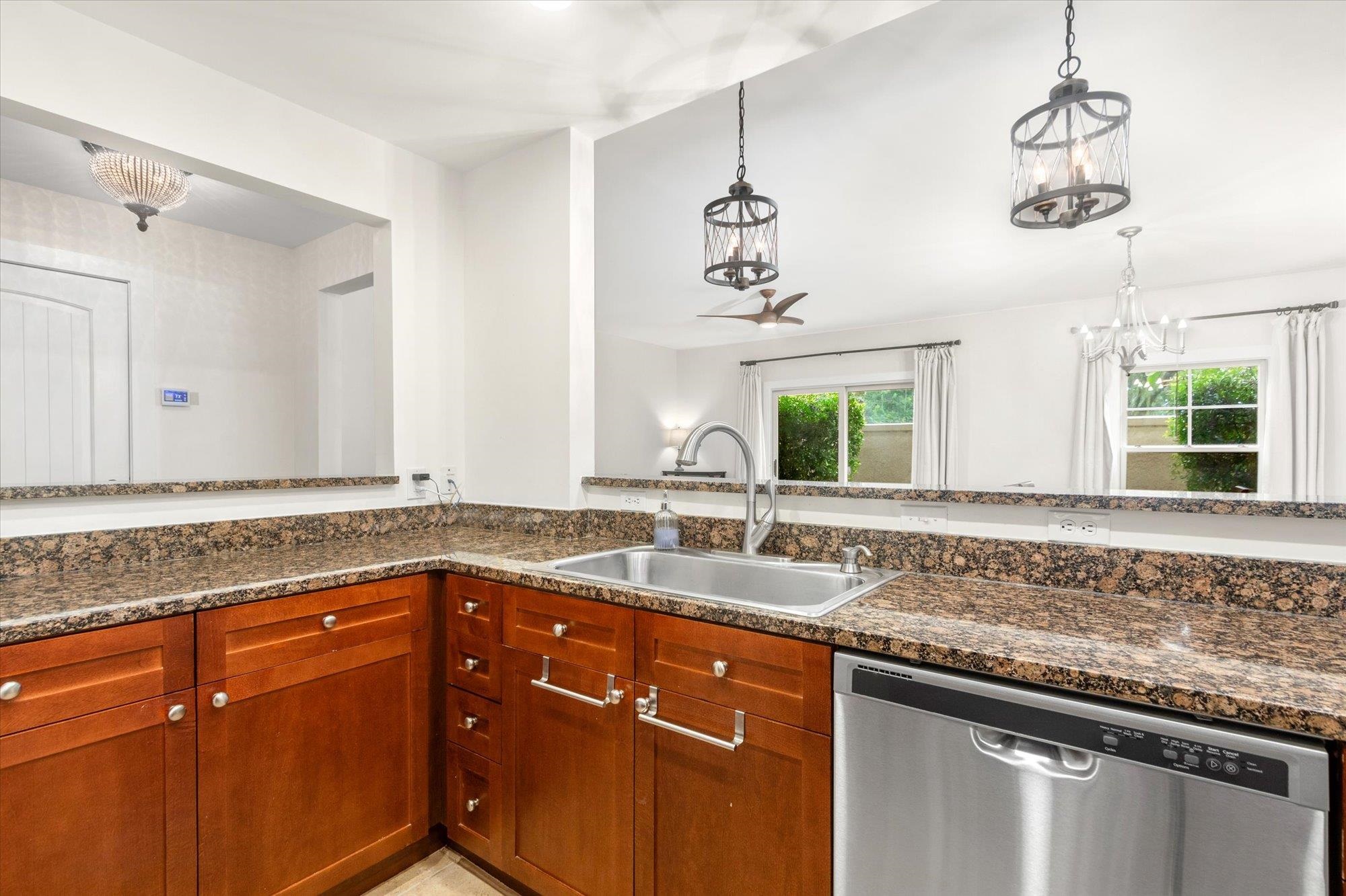 955 Registry Blvd Unit: 105