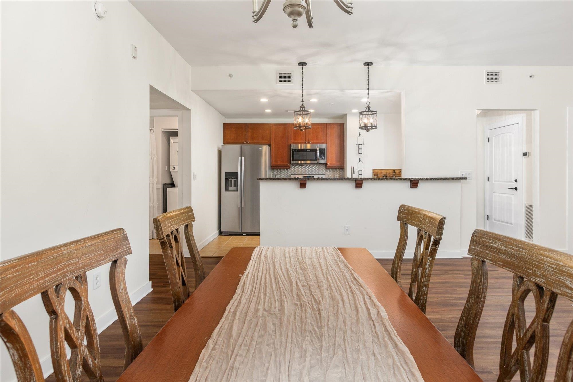 955 Registry Blvd Unit: 105