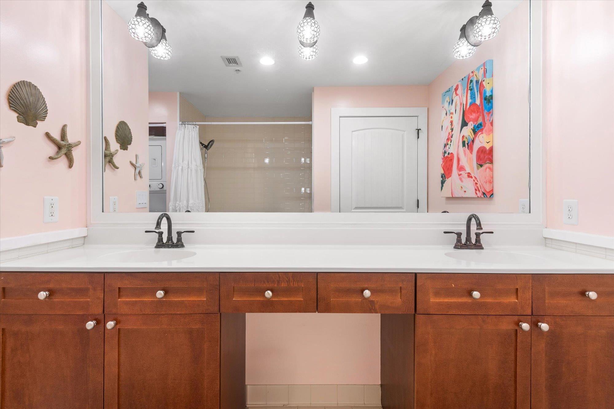 955 Registry Blvd Unit: 105