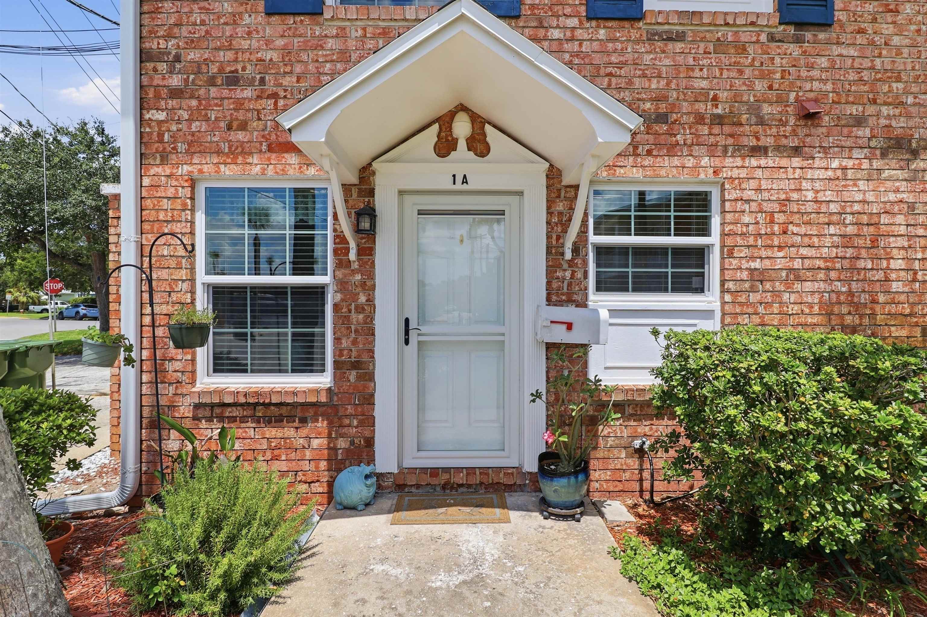22 Comares Avenue Unit: 1A