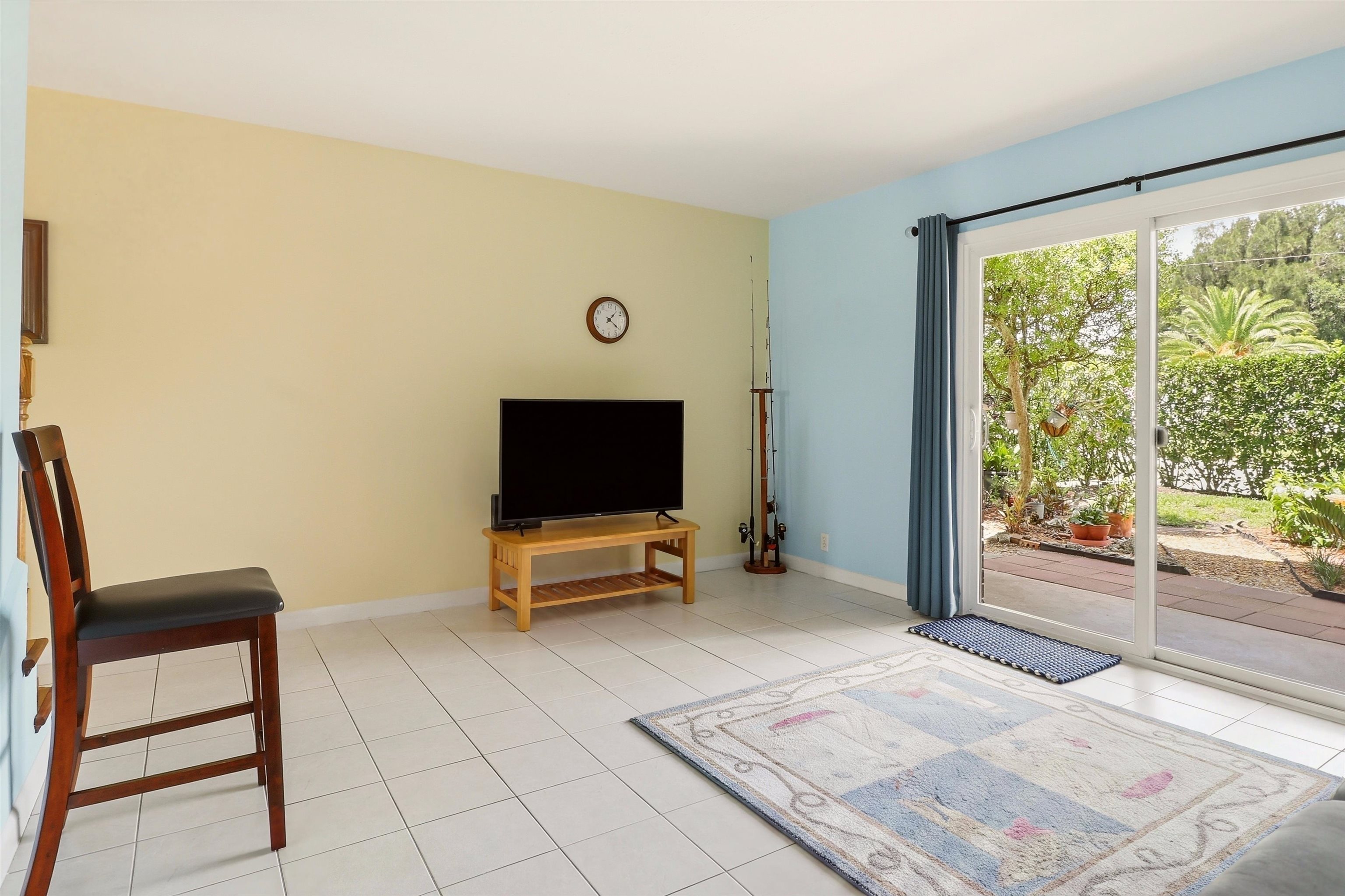 22 Comares Avenue Unit: 1A
