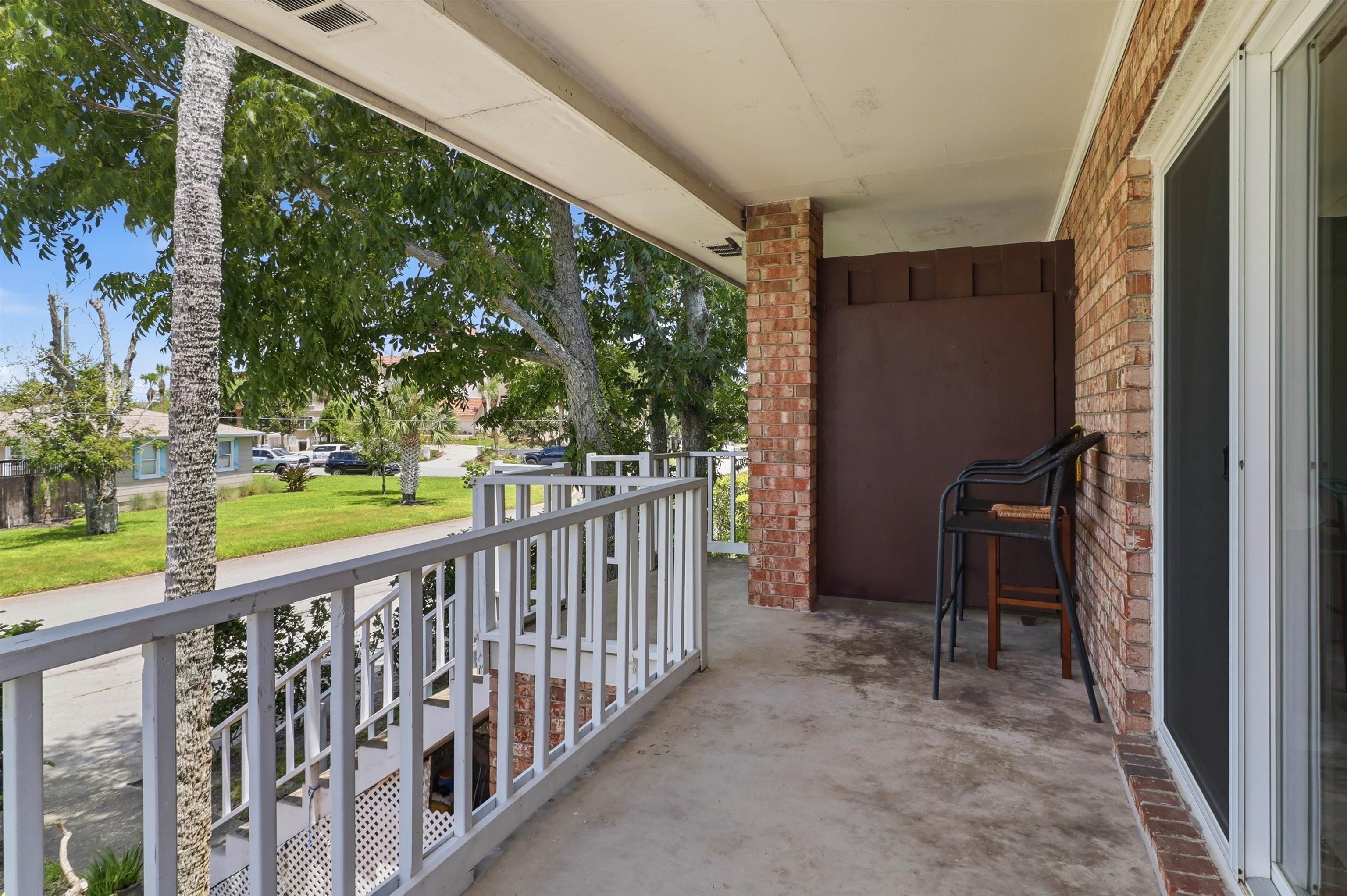 22 Comares Avenue Unit: 1A