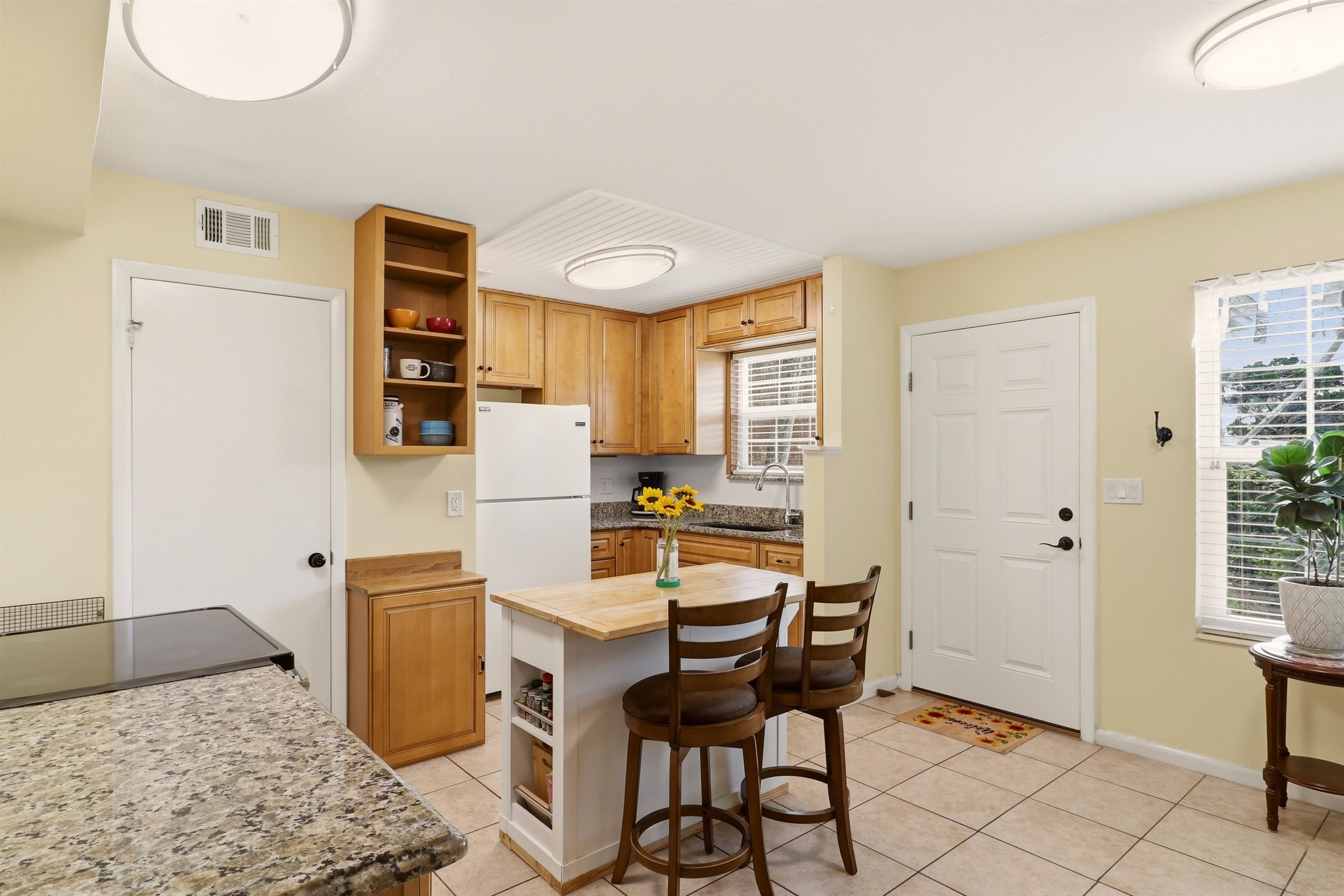 22 Comares Avenue Unit: 1A