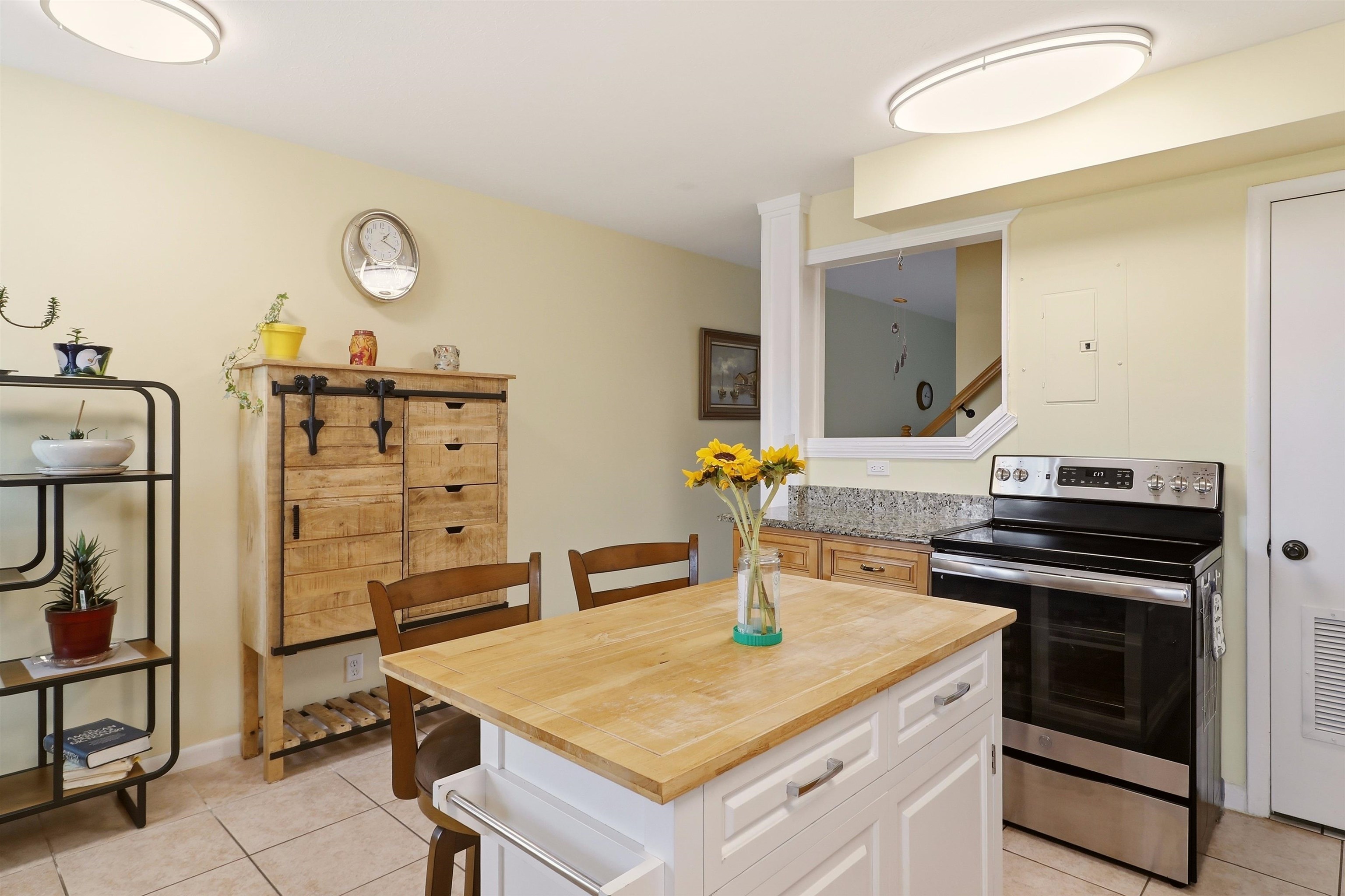 22 Comares Avenue Unit: 1A