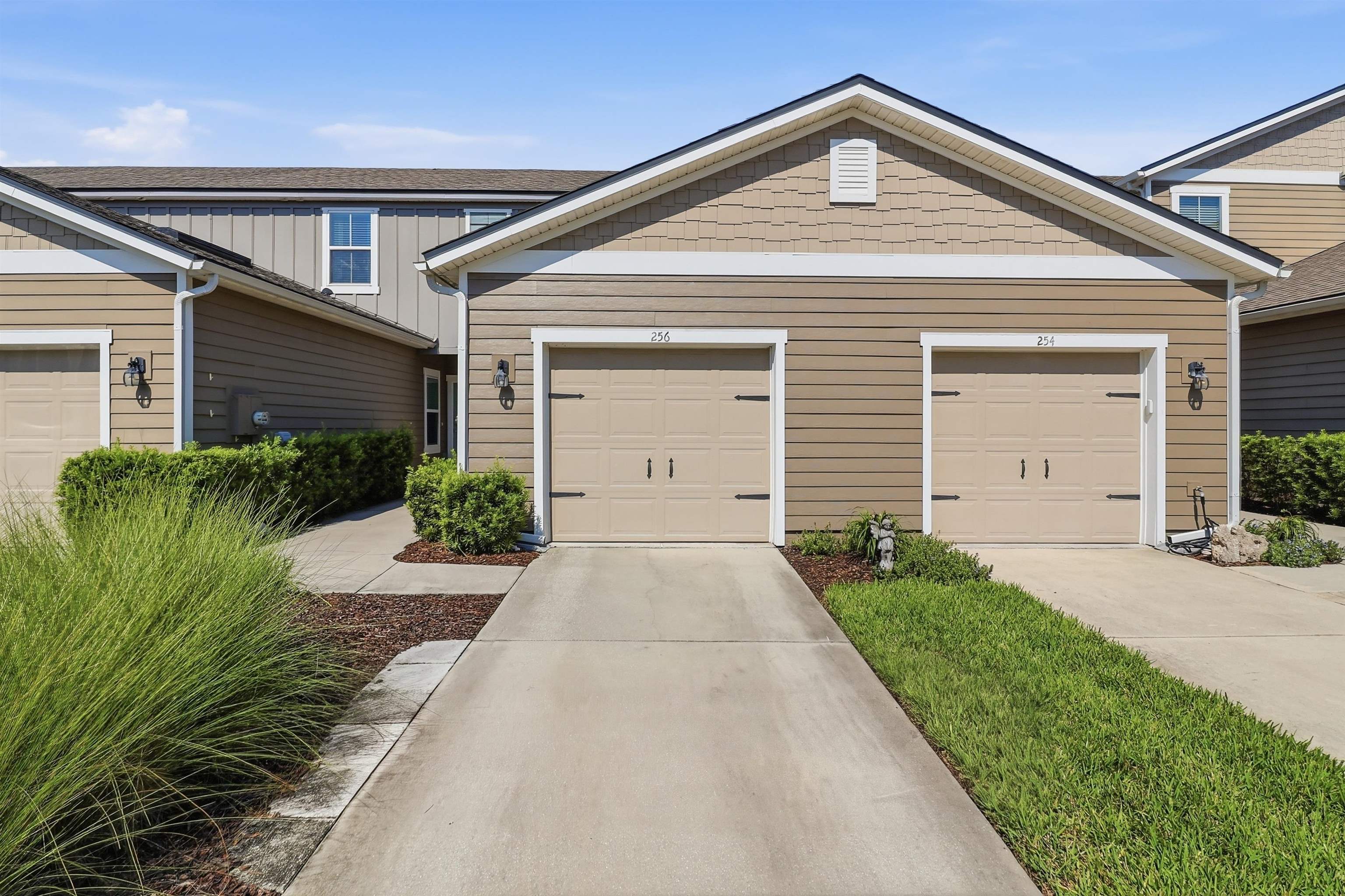 256 Whitland Way