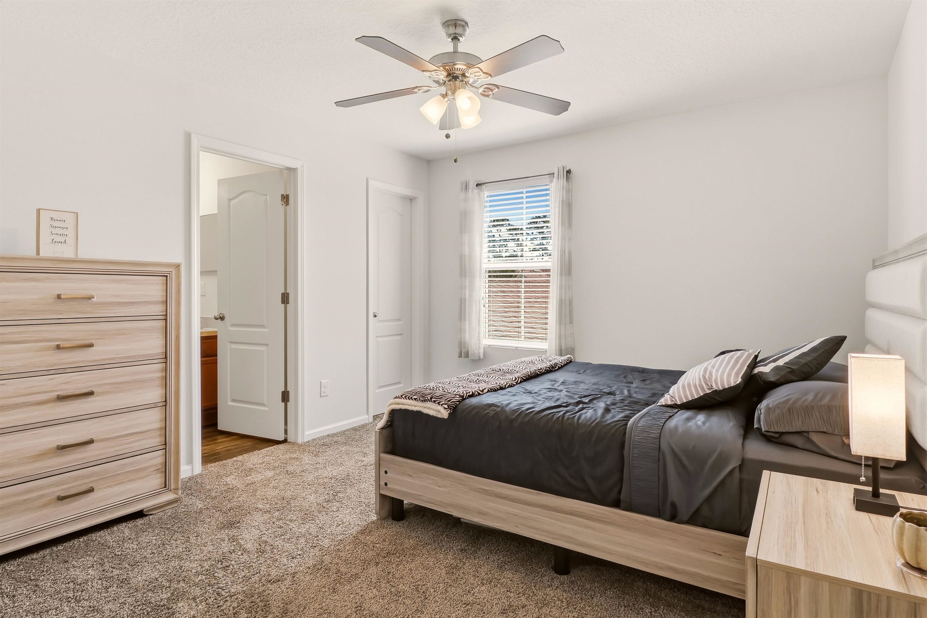 256 Whitland Way