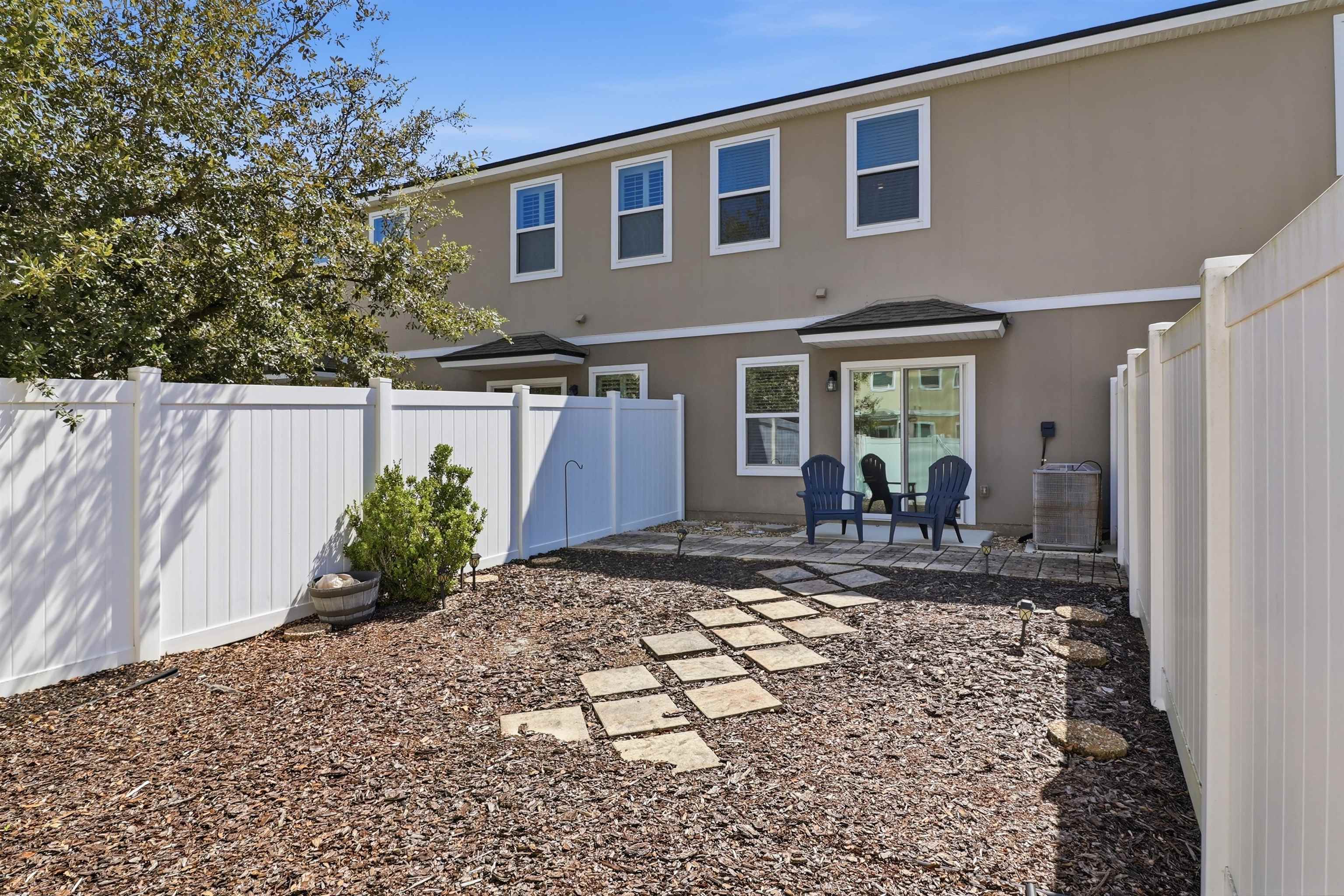 256 Whitland Way