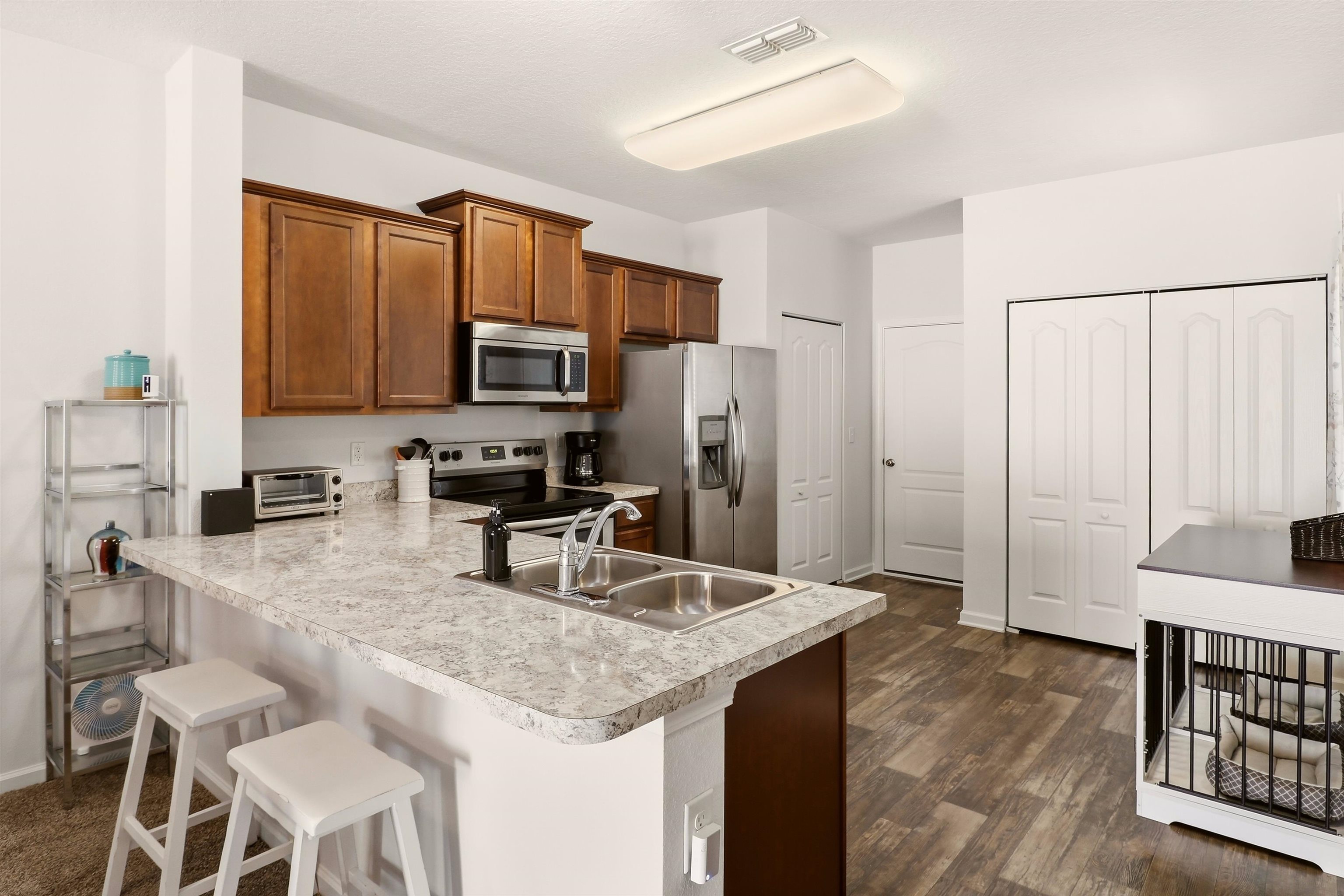256 Whitland Way