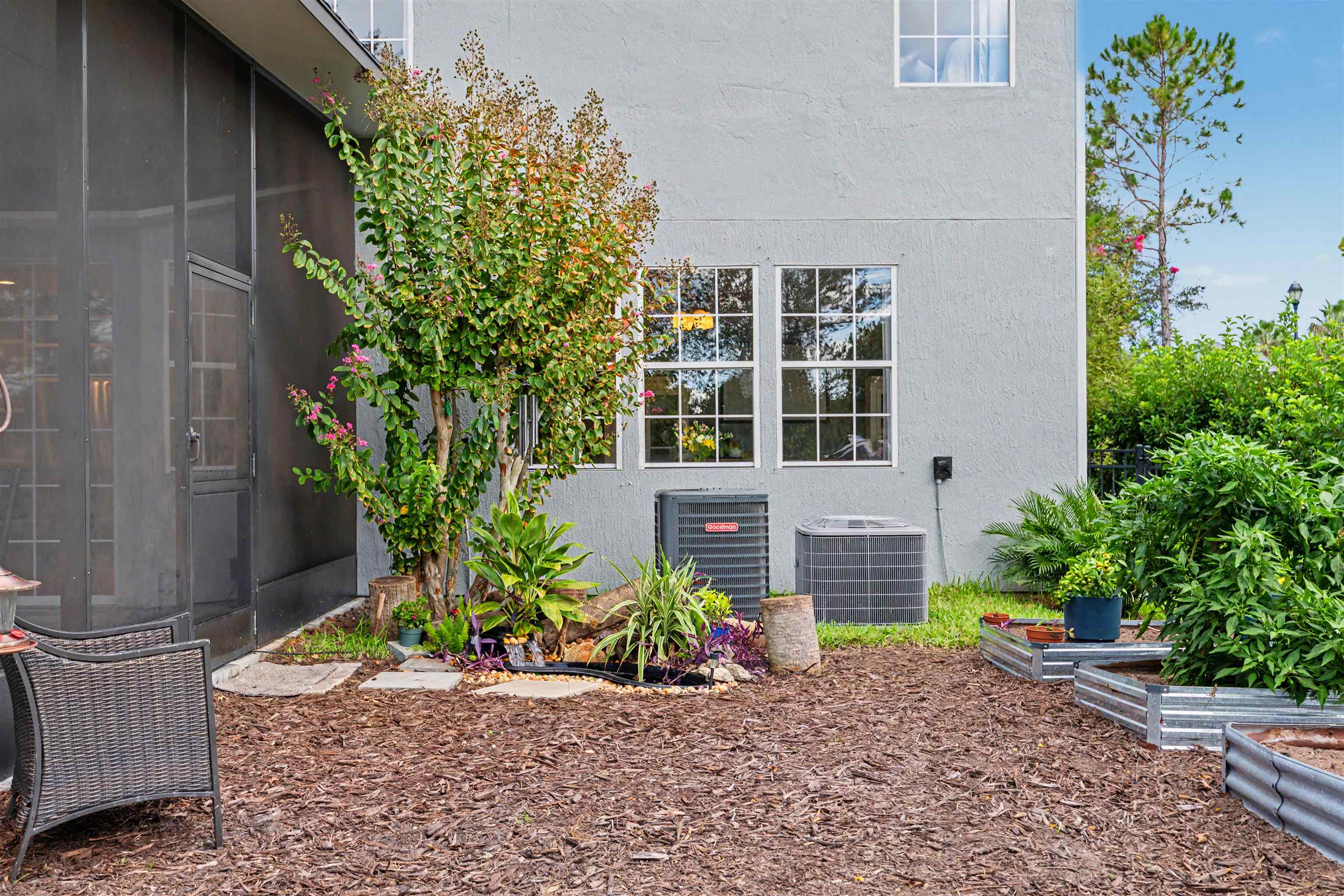5532 Over Creek Dr