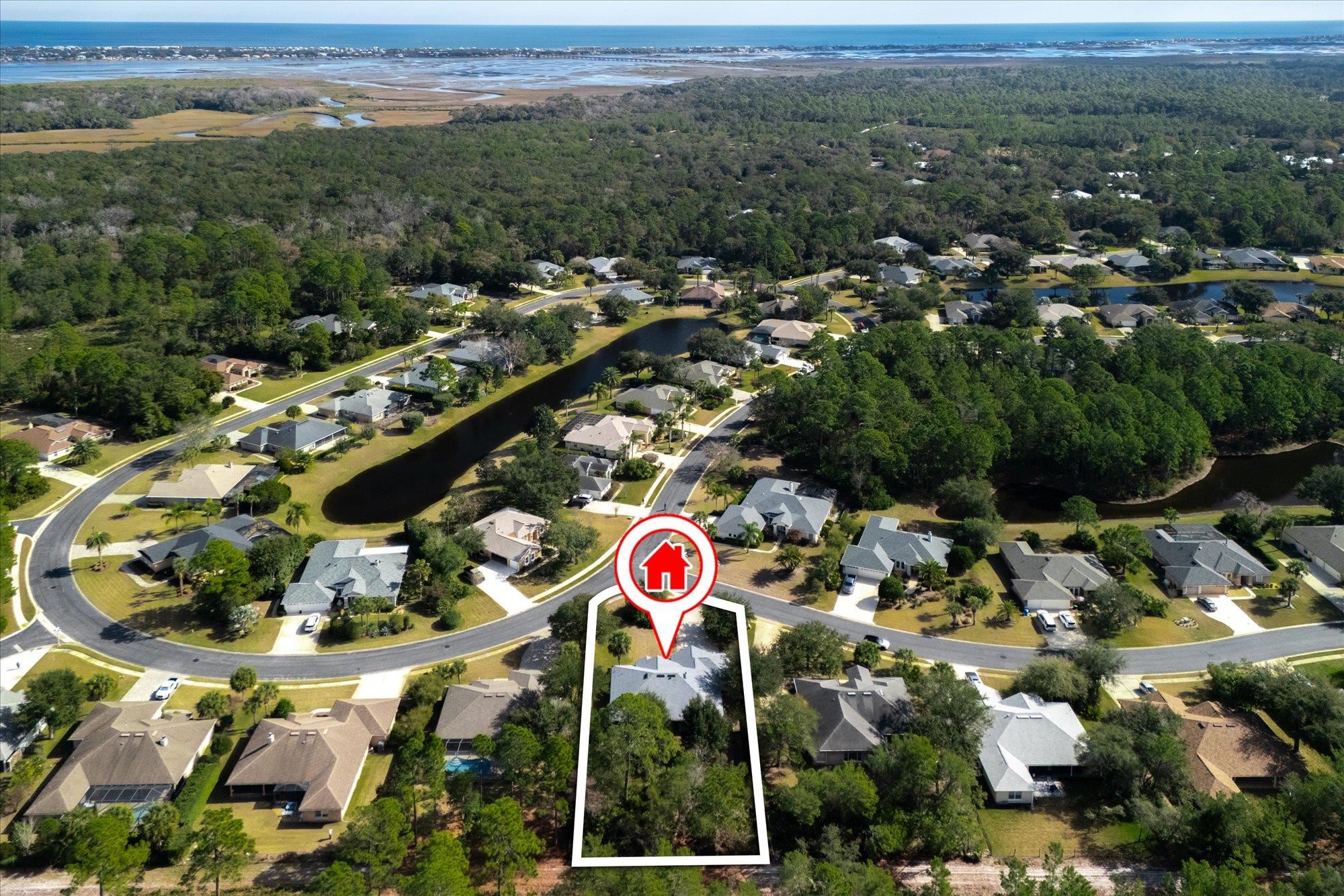 937 Mirror Lake Dr