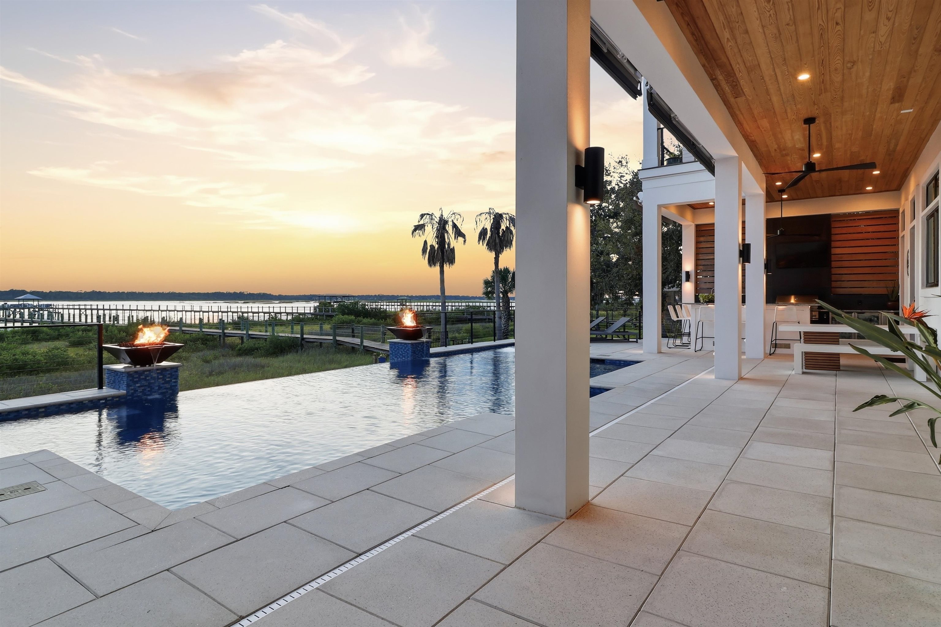 120 Grand Oaks Drive