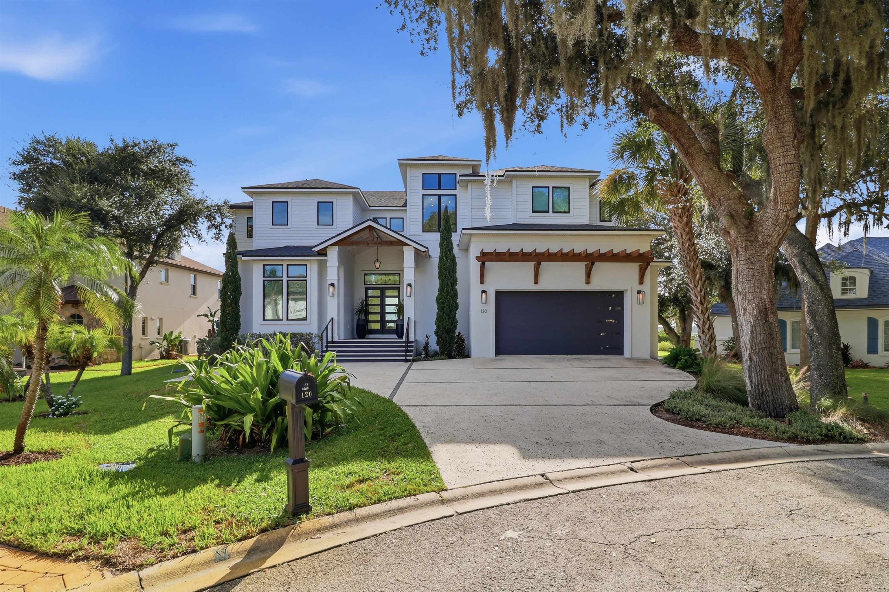 120 Grand Oaks Drive