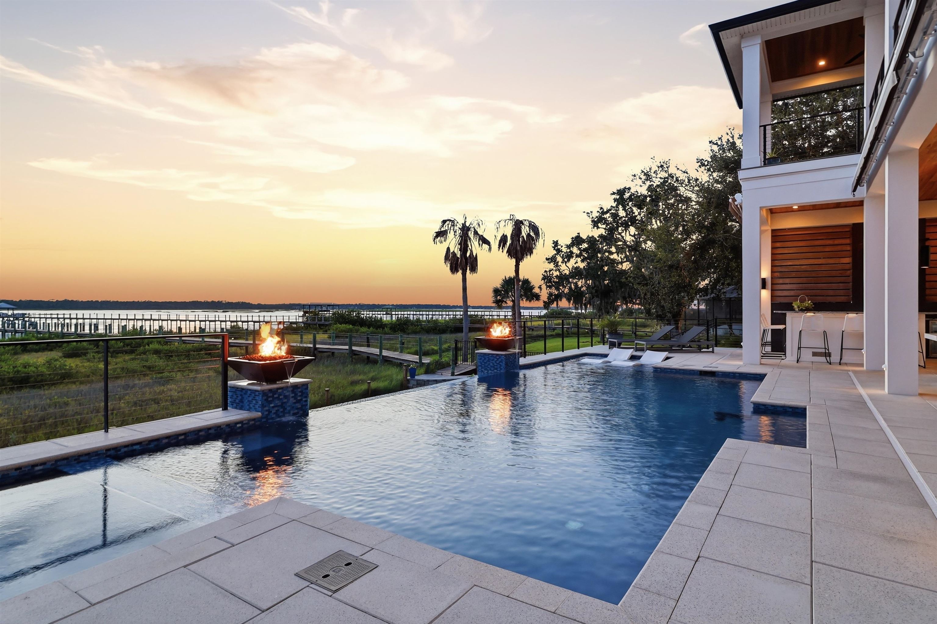 120 Grand Oaks Drive