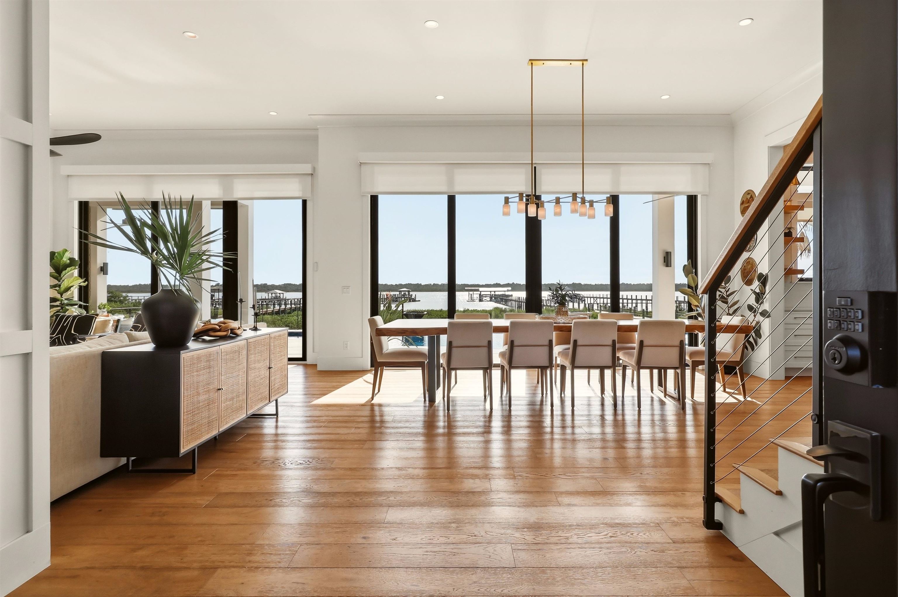 120 Grand Oaks Drive