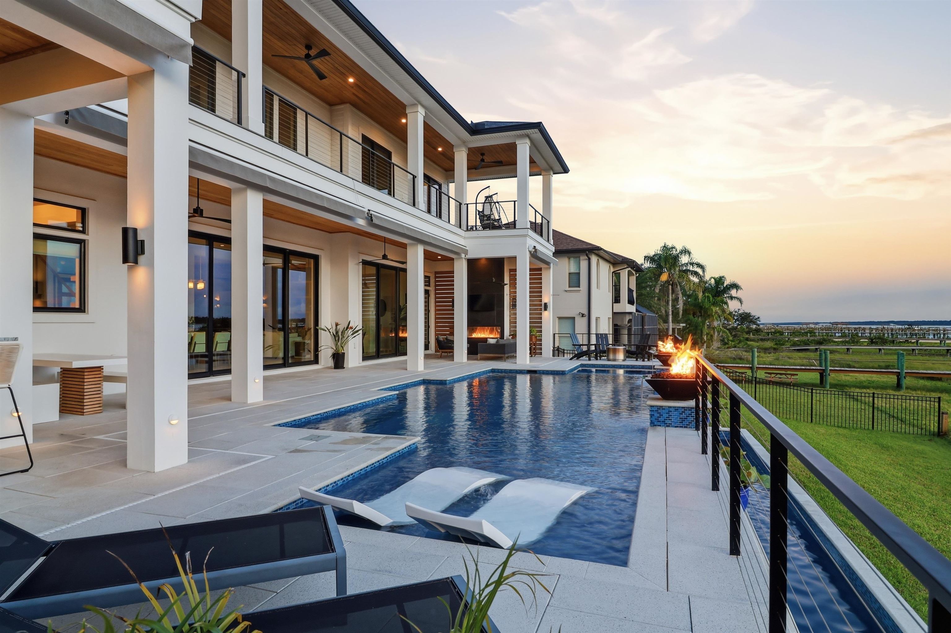 120 Grand Oaks Drive