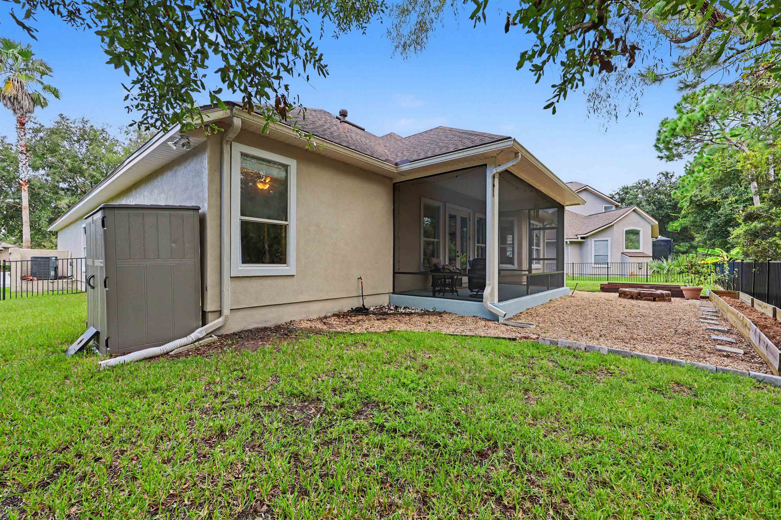 412 Emslie Terrace