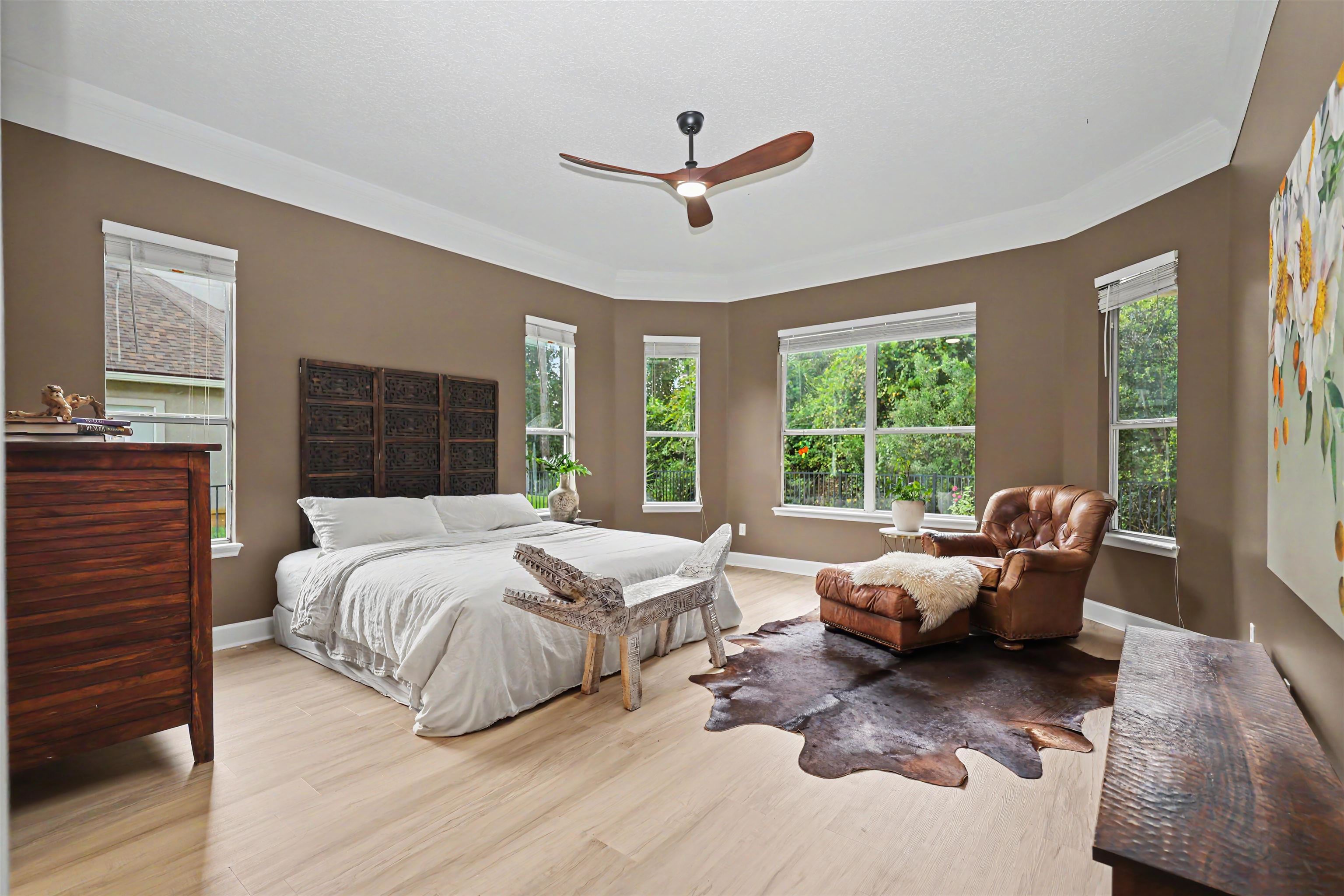 412 Emslie Terrace