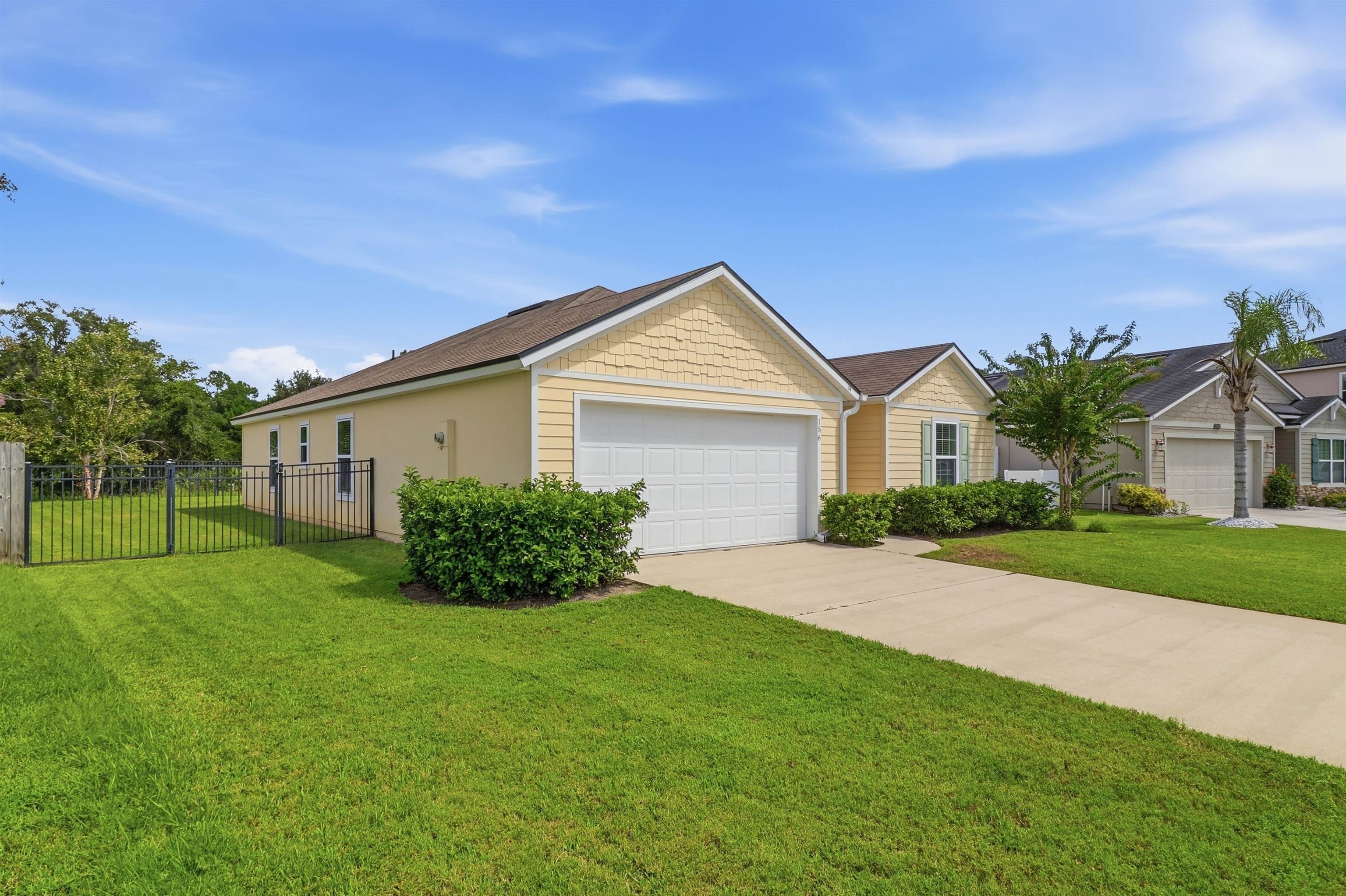 156 Green Palm Ct
