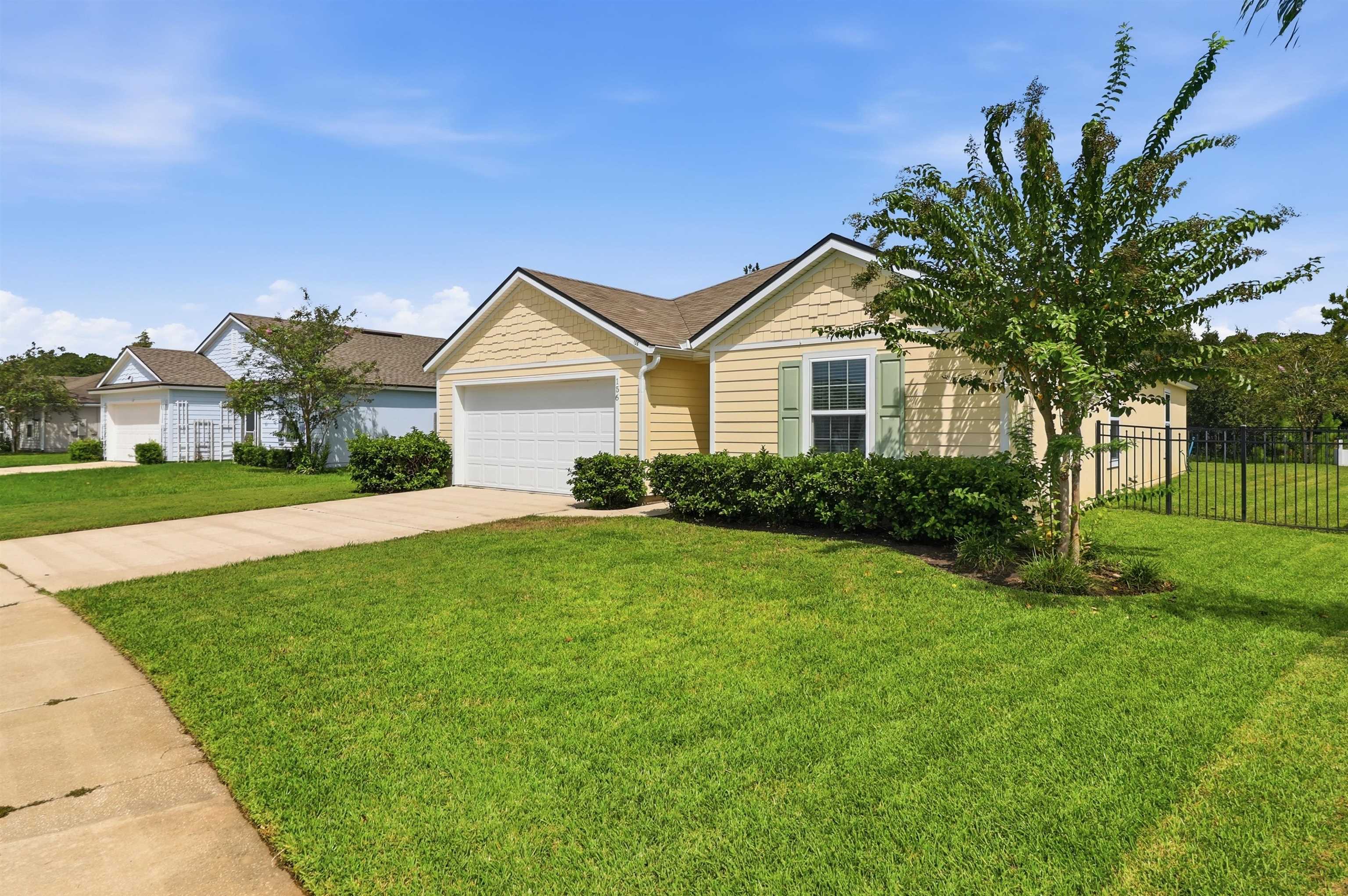 156 Green Palm Ct