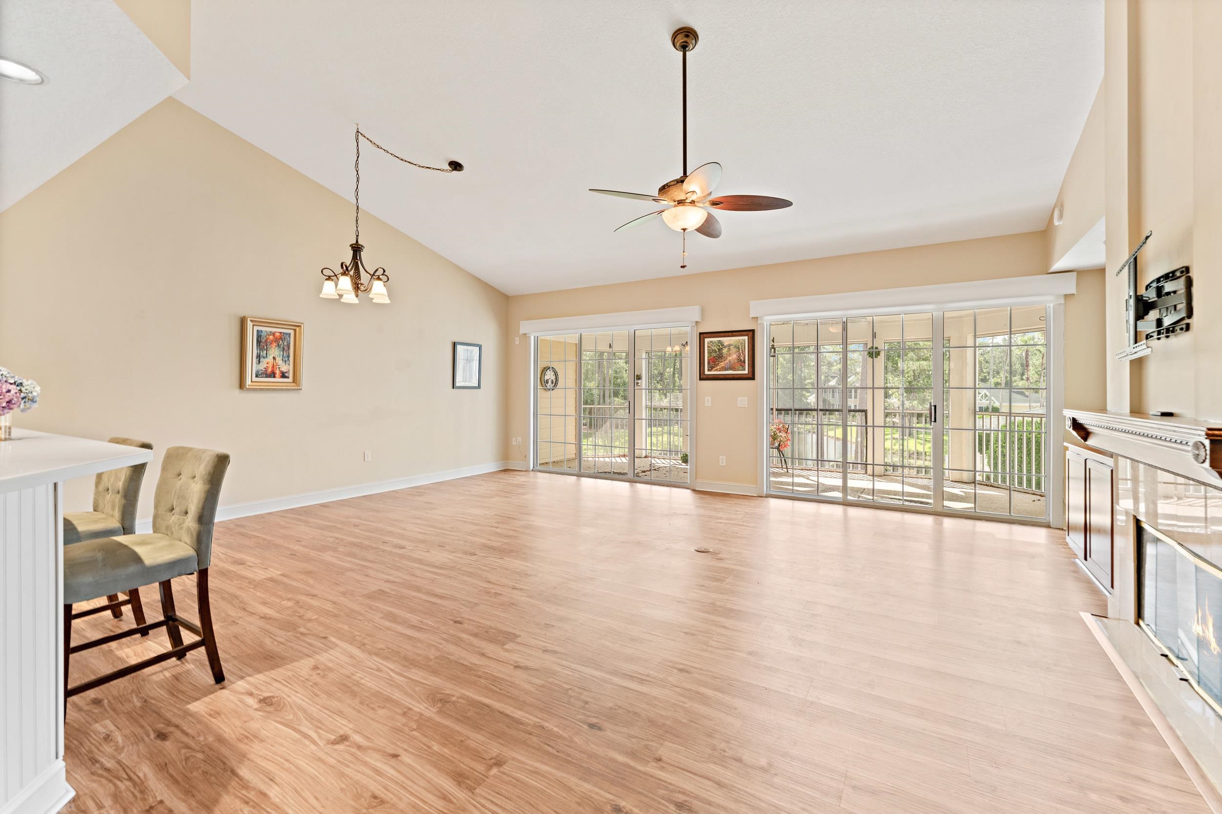 145 N Champions Way Unit: 123