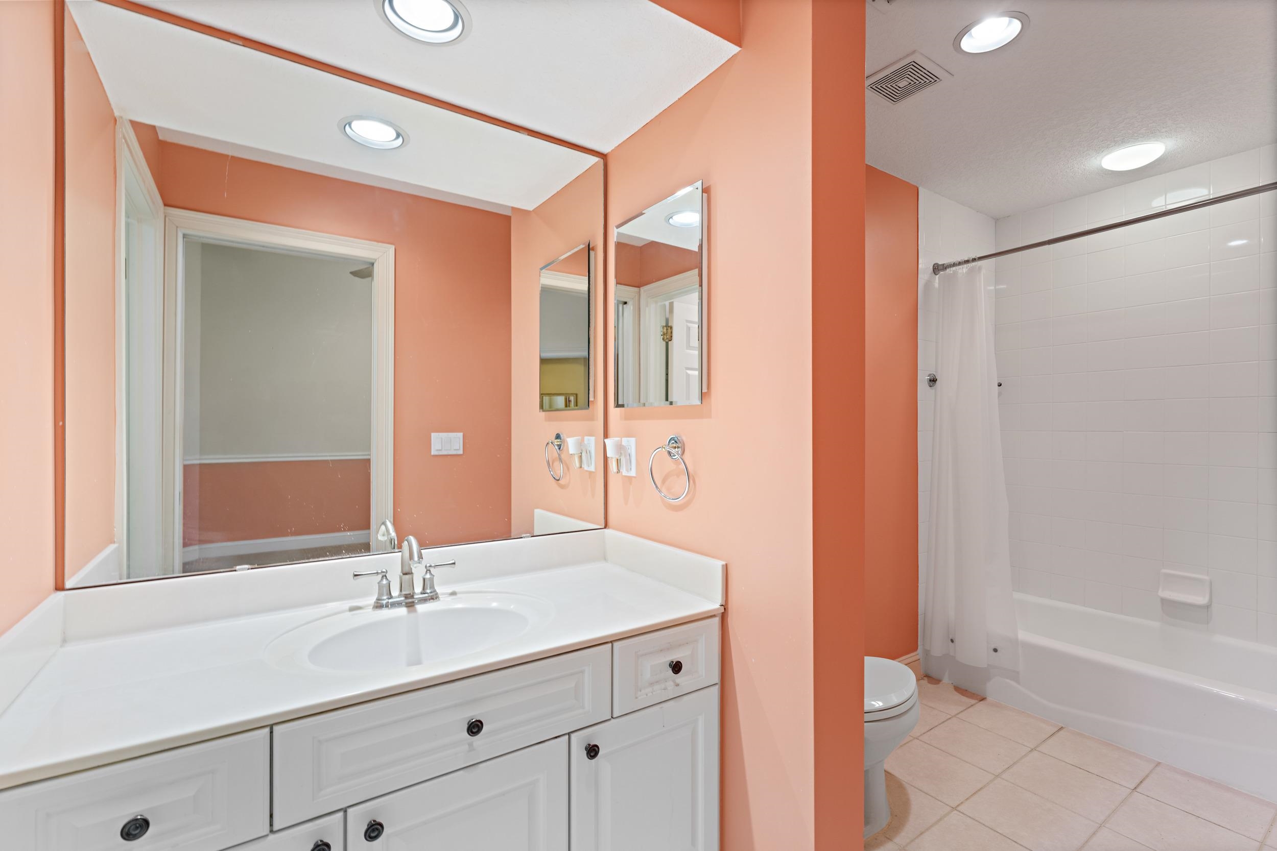 145 N Champions Way Unit: 123
