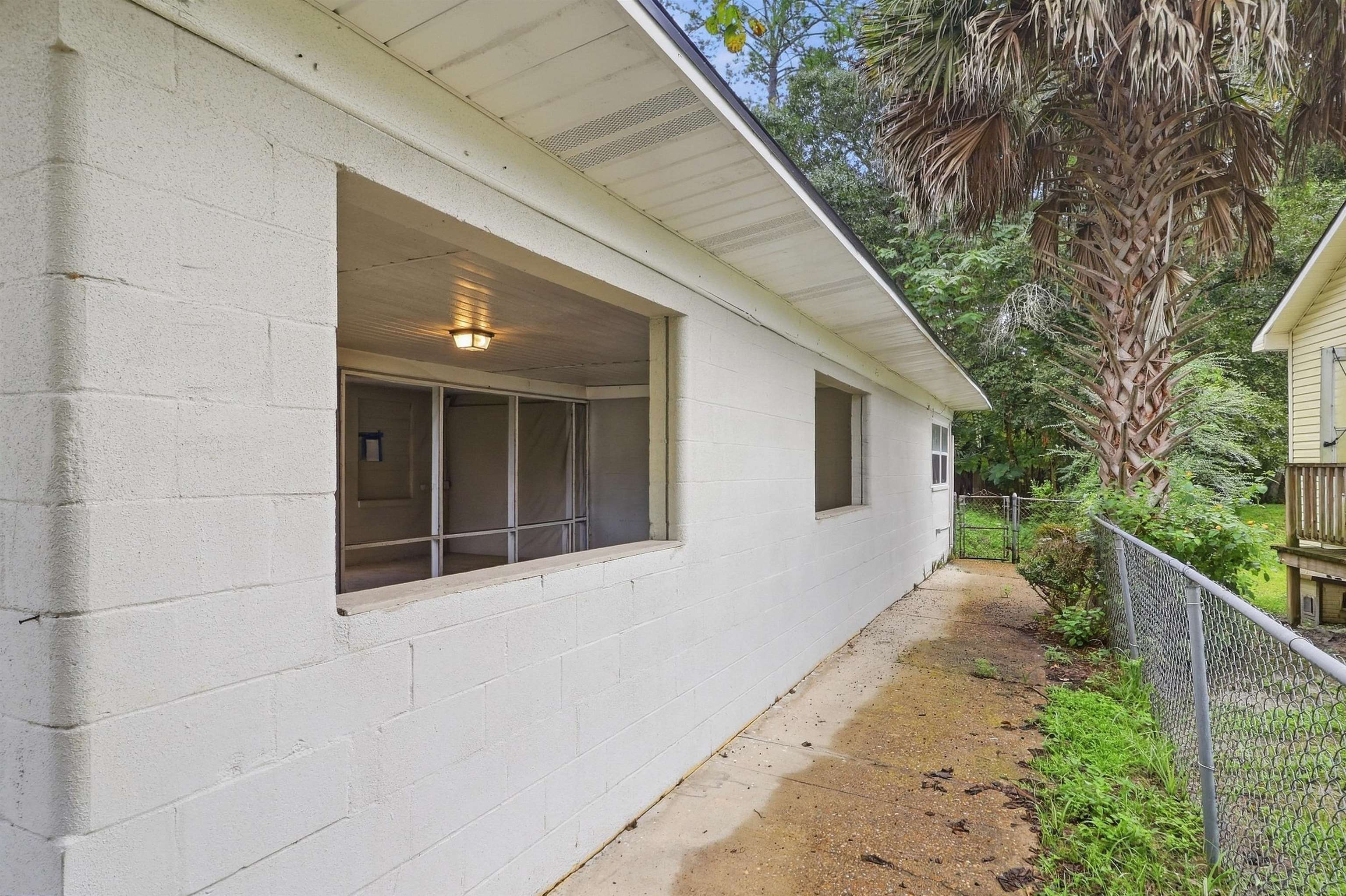 4117 E Eve Dr