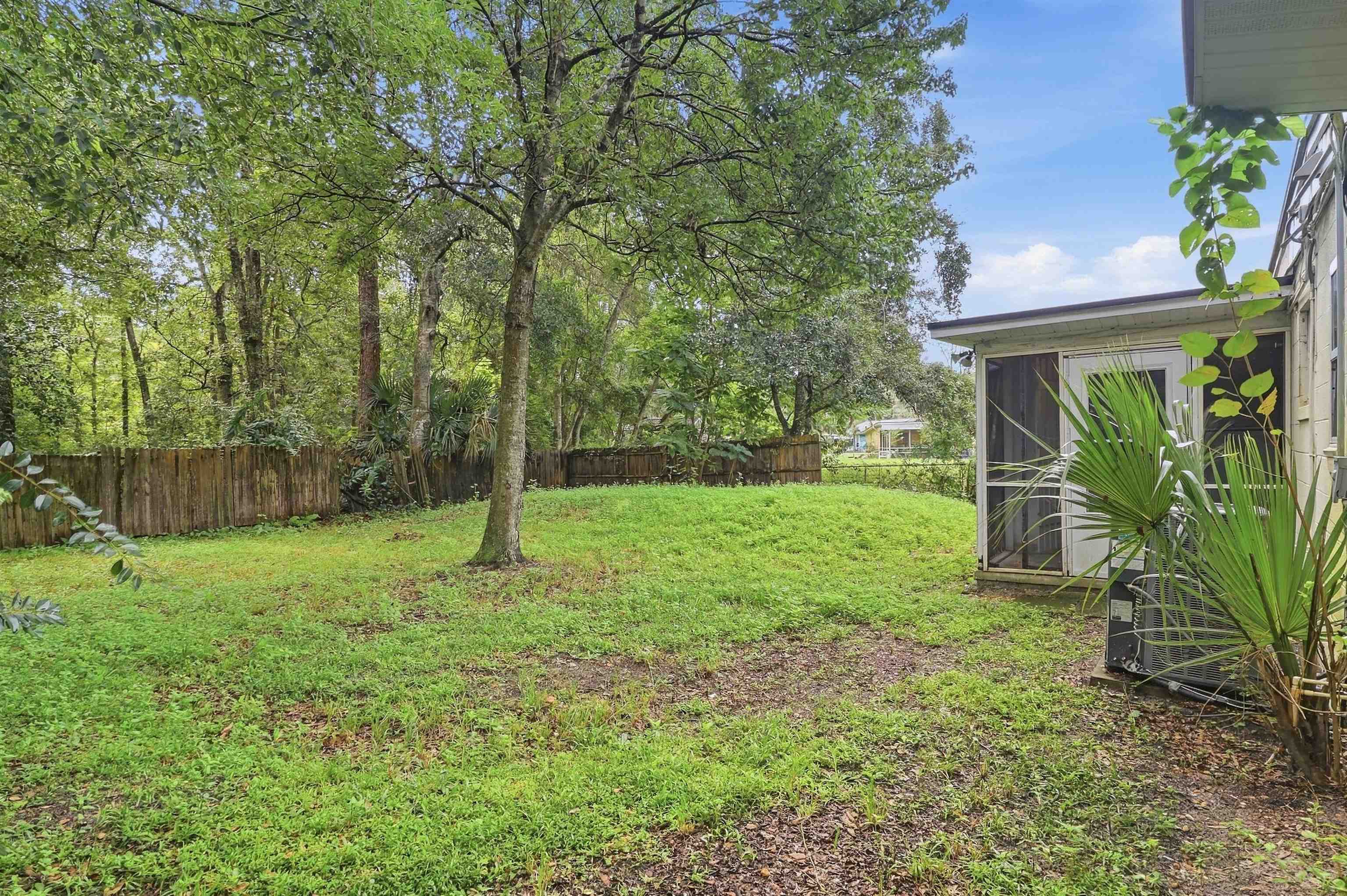 4117 E Eve Dr
