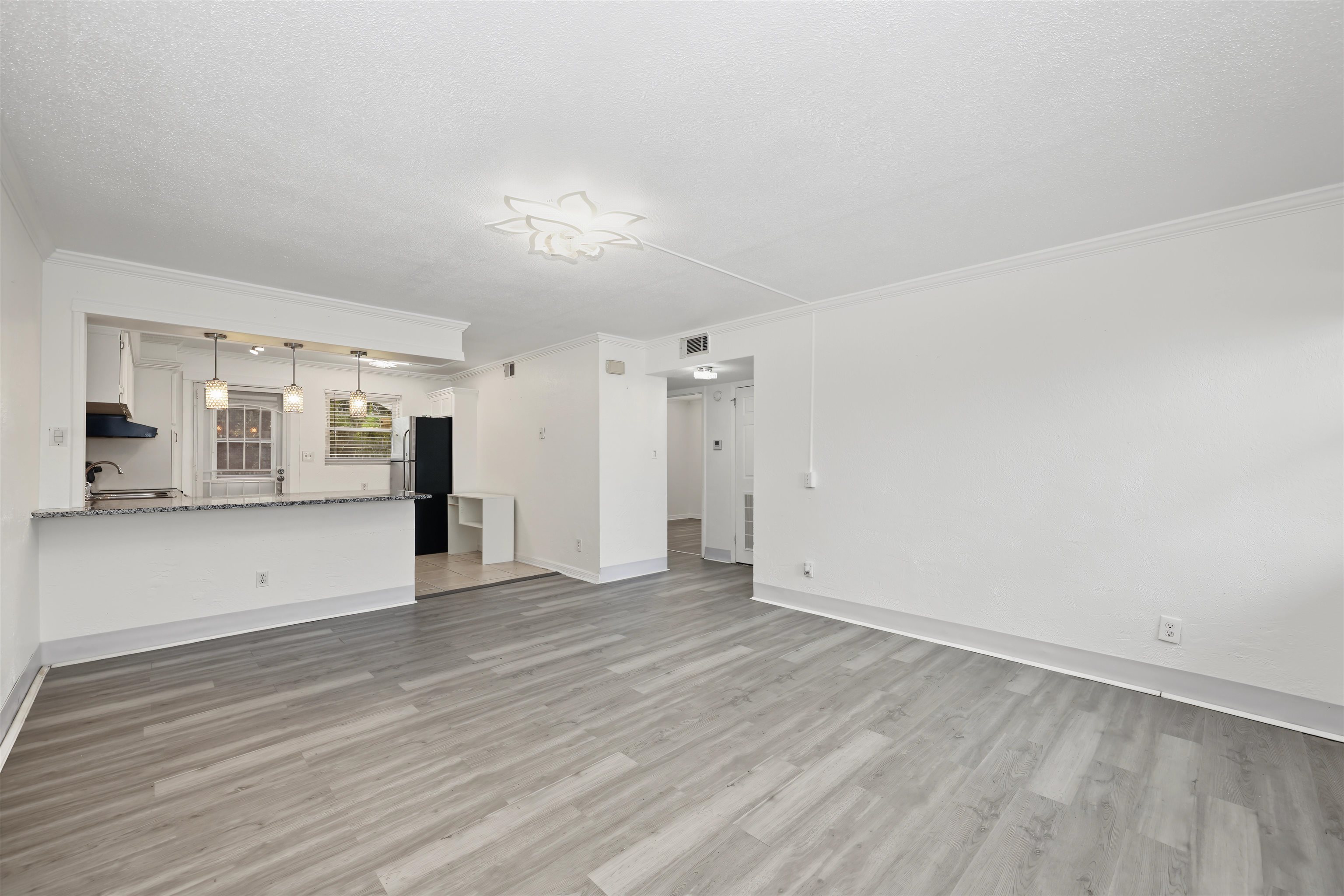 1800 S Palmetto Avenue Unit: 109