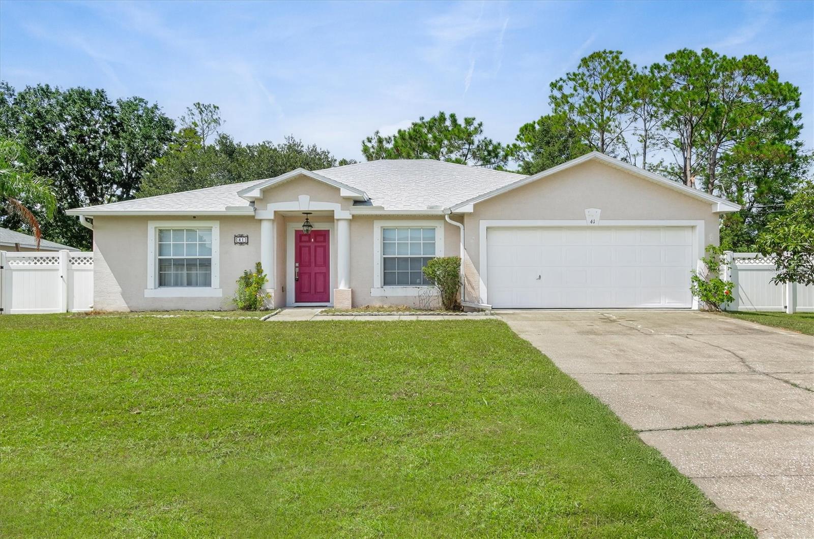 41 PERSHING LN